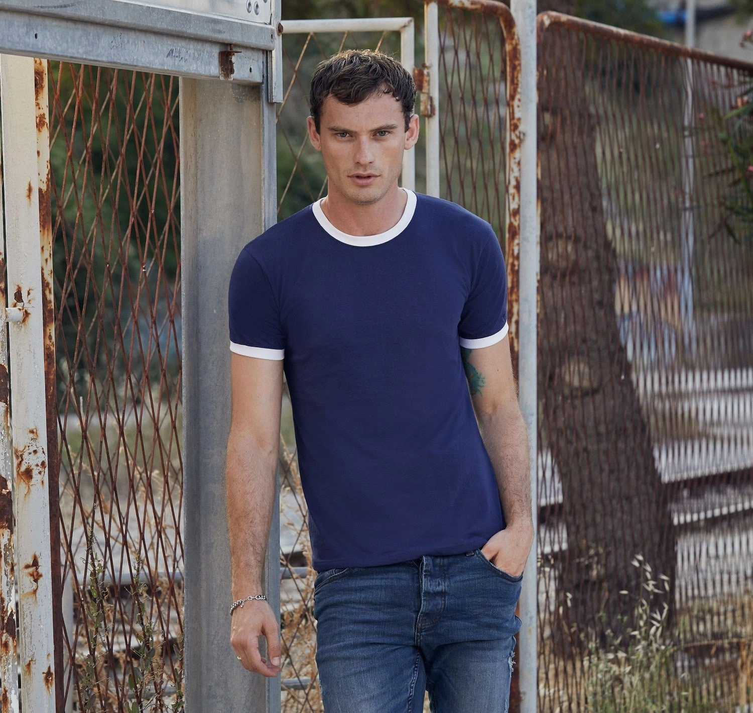 Sporty Vibe Odor Resistant Treatment Ringer T | BLACK/WHITE