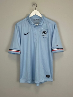 2013/14 FRANCE AWAY SHIRT (M) NIKE Directional Vent Patterns Reinforced Shoulder Panels