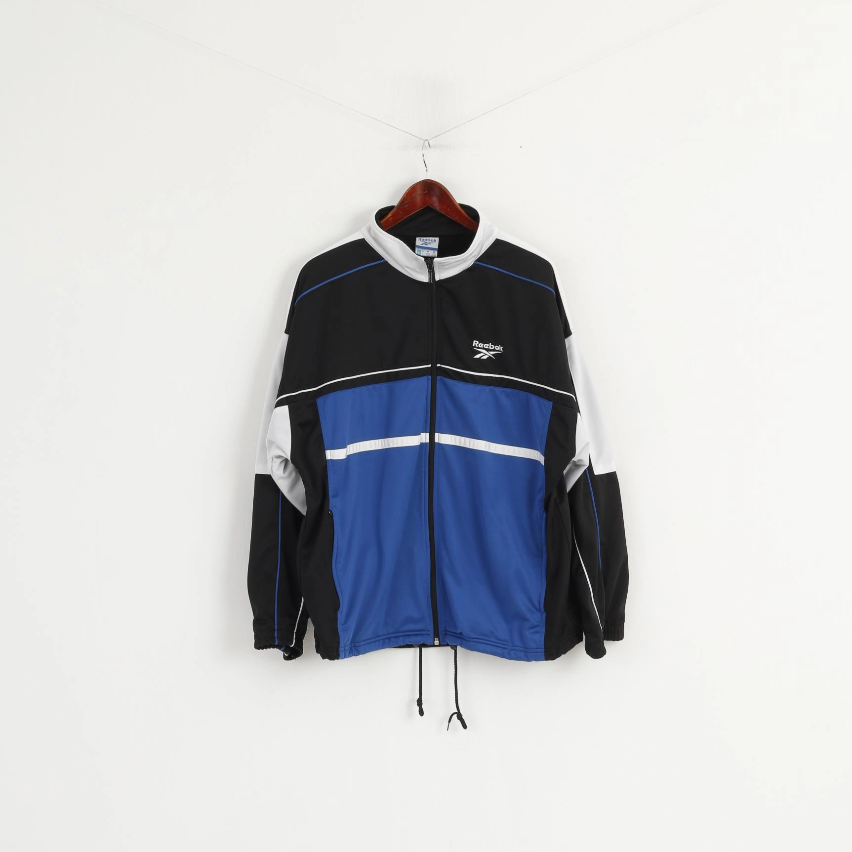 Reebok Men M Sweatshirt Black Shiny Vintage Full Zipper Logo Tracksuit Top good for weekends Sporty Layer