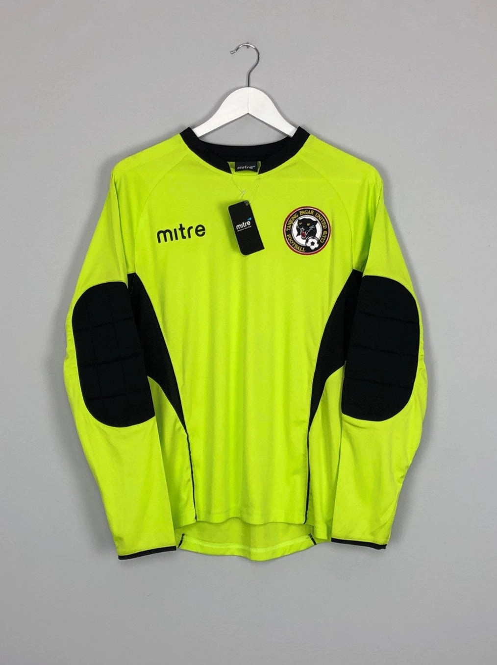 2014 TANJONG PAGAR *BNWT* GK SHIRT (M) MITRE Breathable Sportswear Fabric High Elasticity Fabric
