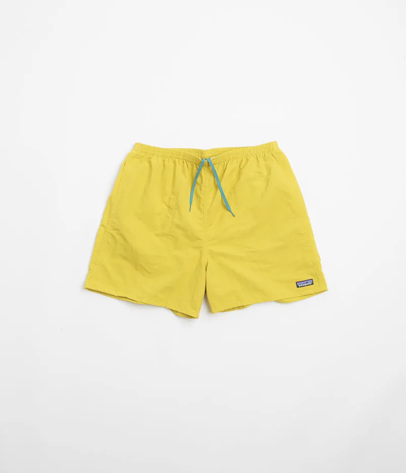 Effortless Look Patagonia Baggies 5" Shorts - Bundle Green