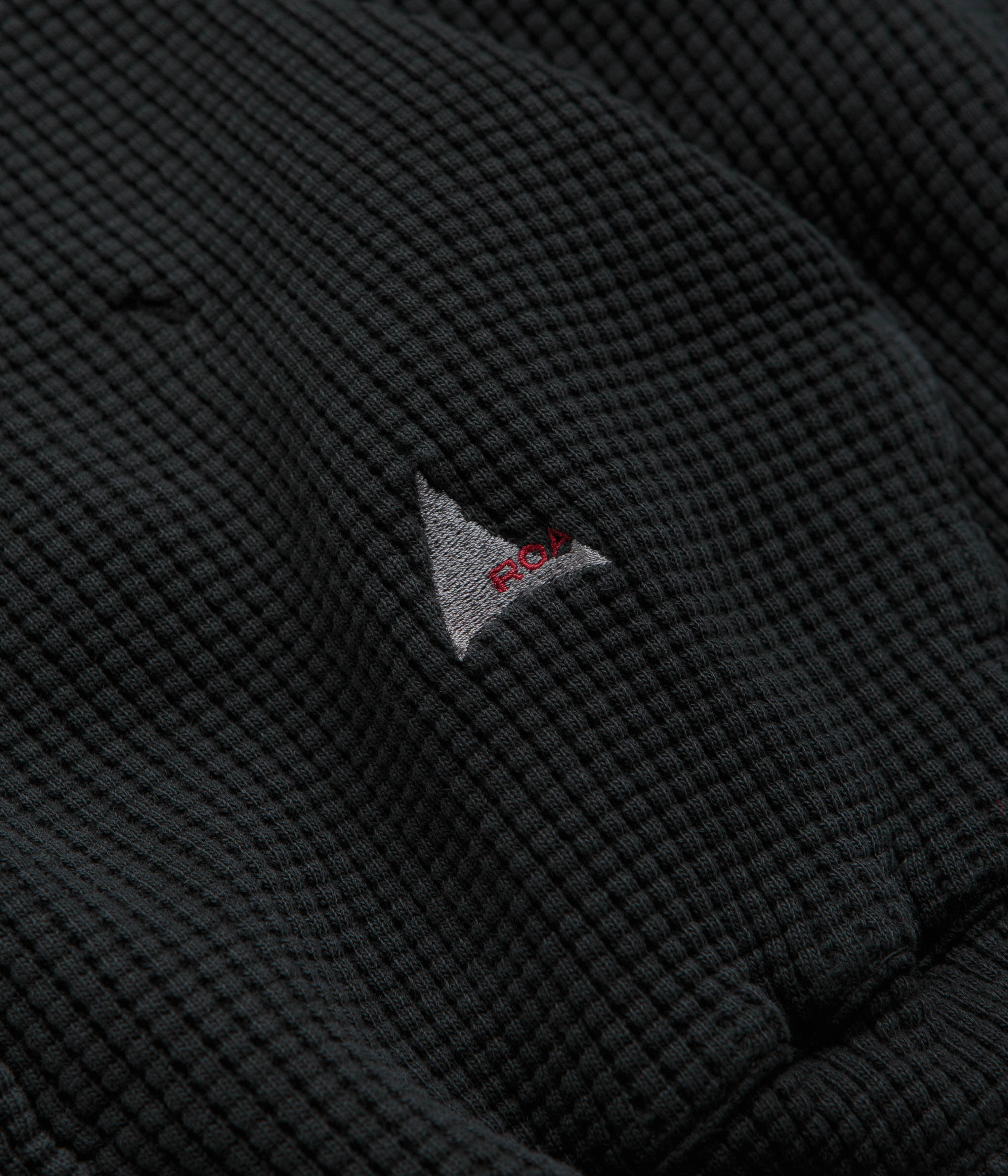 Rugged Build Layered Hood Design ROA Bee Sun Faded Zip Up Hoodie - Black