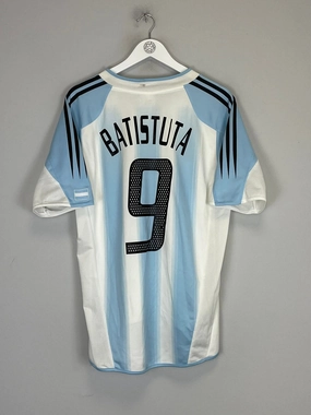 2004/05 ARGENTINA BATISTUTA #9 HOME SHIRT (M) ADIDAS Contrast Trim Detailing No Pressure