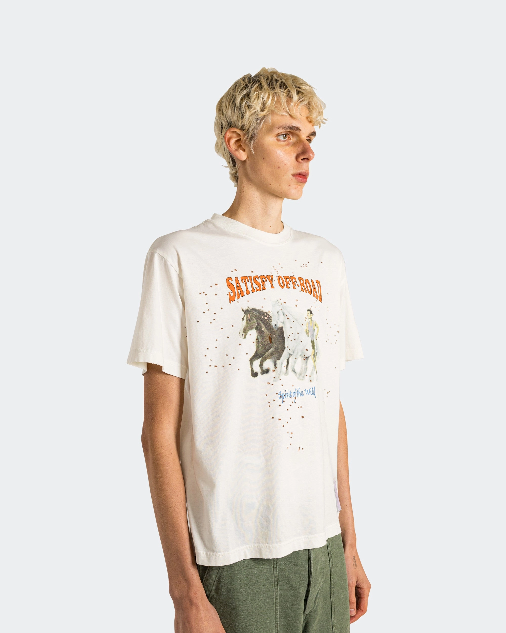Casual and cool MothTech 'Spirit of the Wild' T-Shirt - Off White