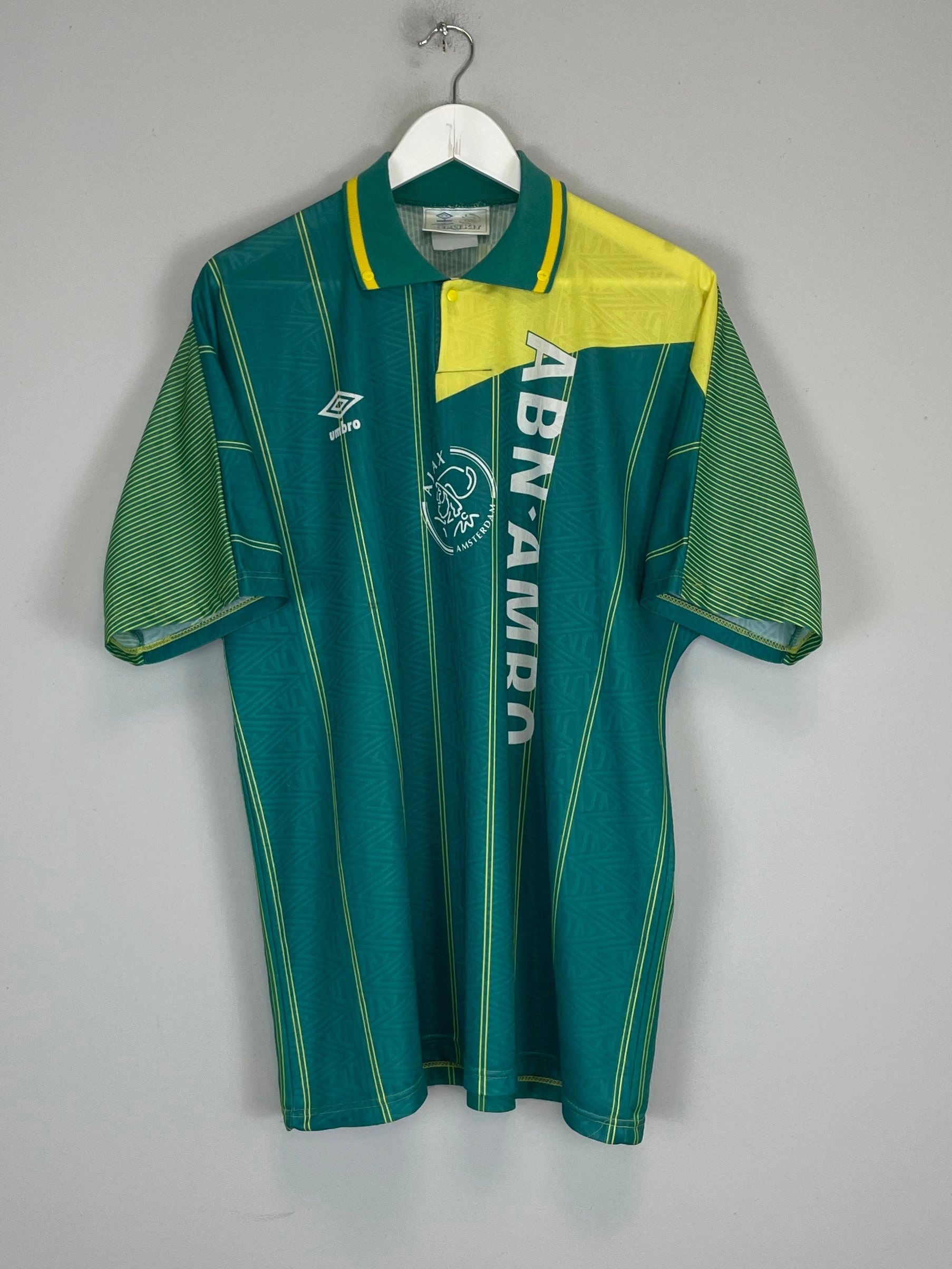 Flexible Design Anti Odor Treatment 1991/93 AJAX AWAY SHIRT (XL) UMBRO