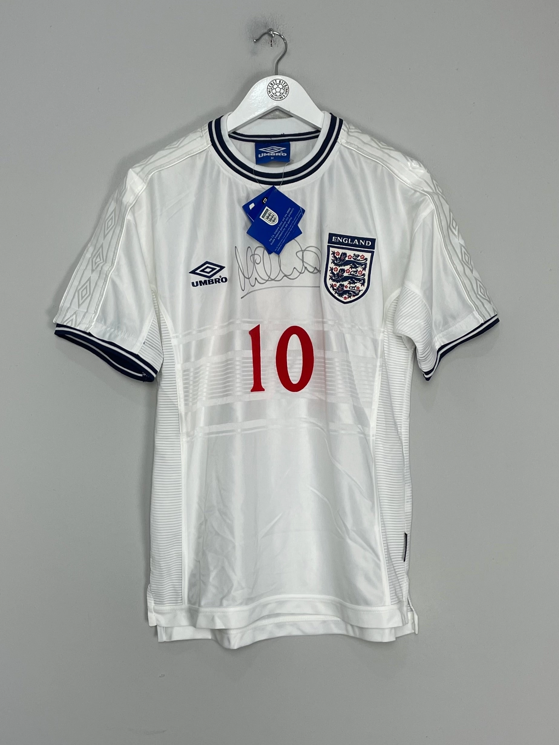 1999/00 ENGLAND OWEN #10 *SIGNED* BNWT HOME SHIRT (M) UMBRO Mesh Ventilation Zones