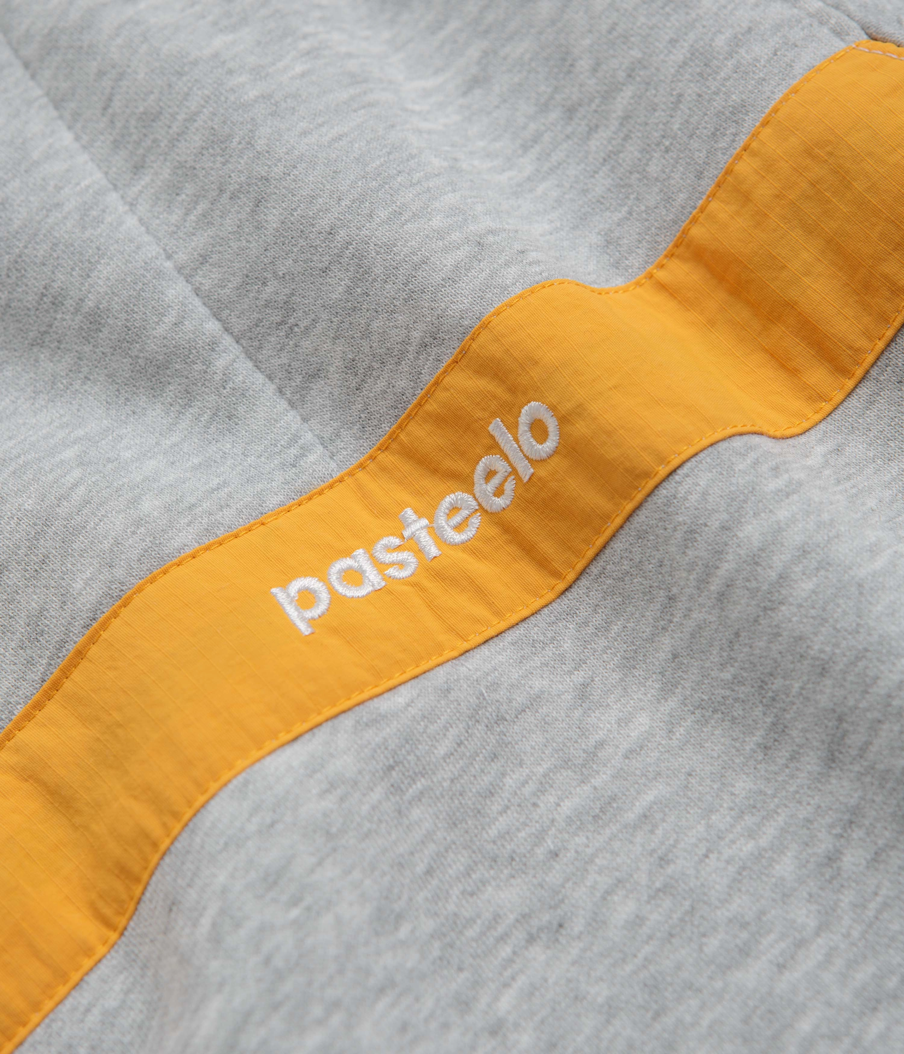 active top Pasteelo Contrast 1/4 Zip Sweatshirt - Heather Grey / Gold