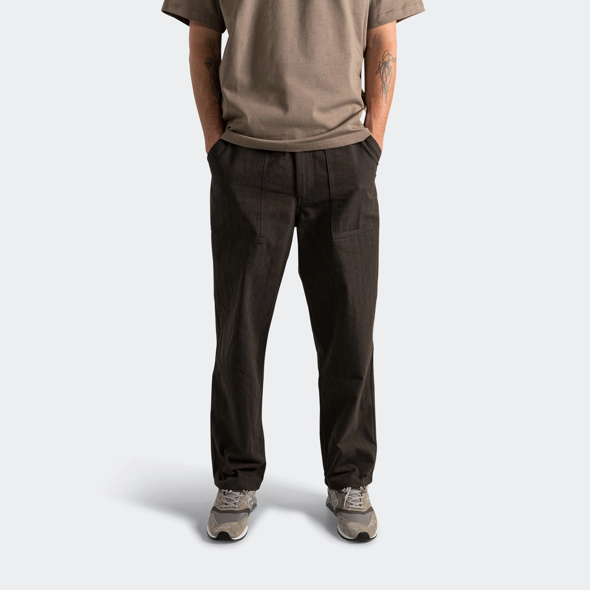 Trendy Look Ragnar Relaxed Herringbone Pant x UP THERE - Beech Green