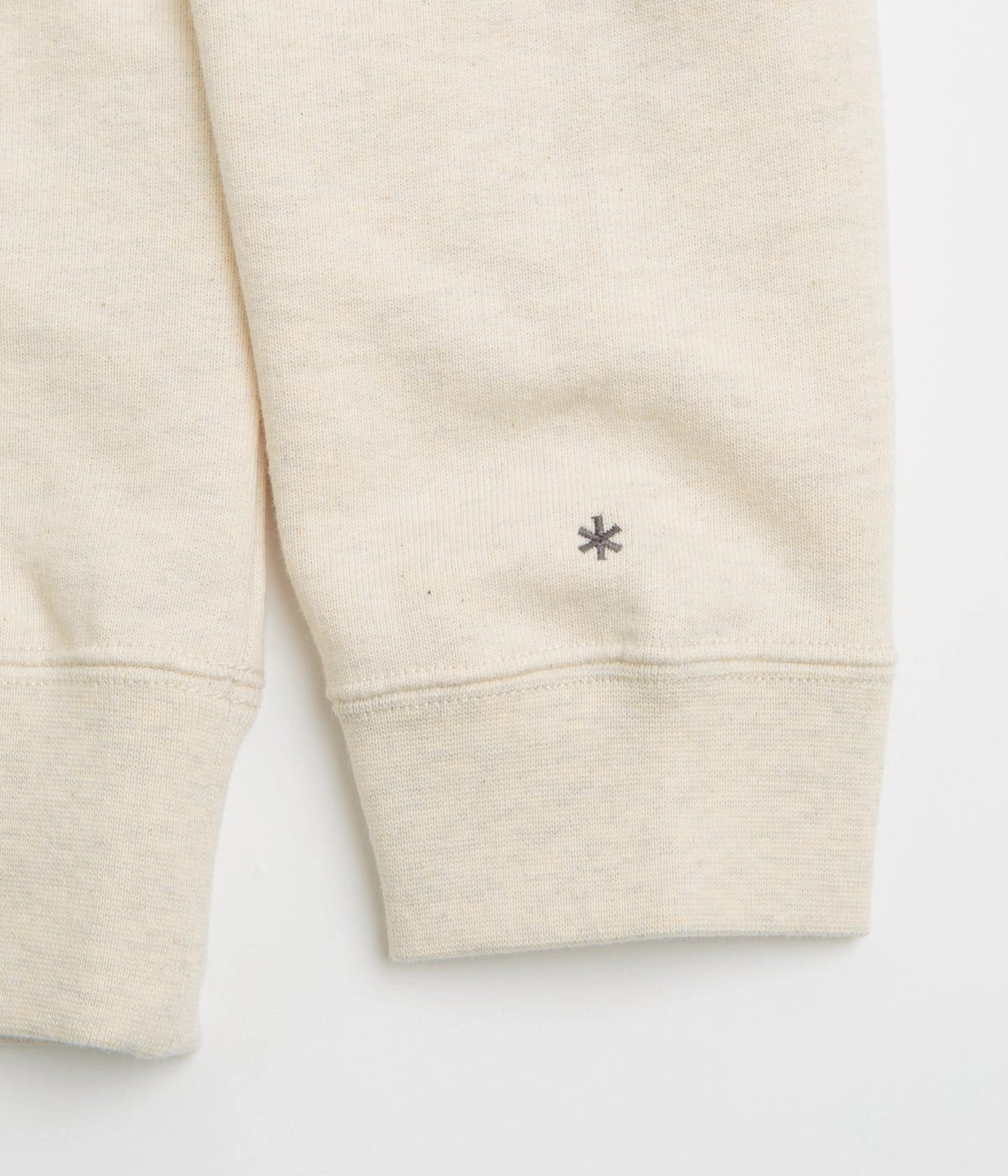 Flex Fit Fabric Date night Snow Peak Recycled Cotton Hoodie - Oatmeal