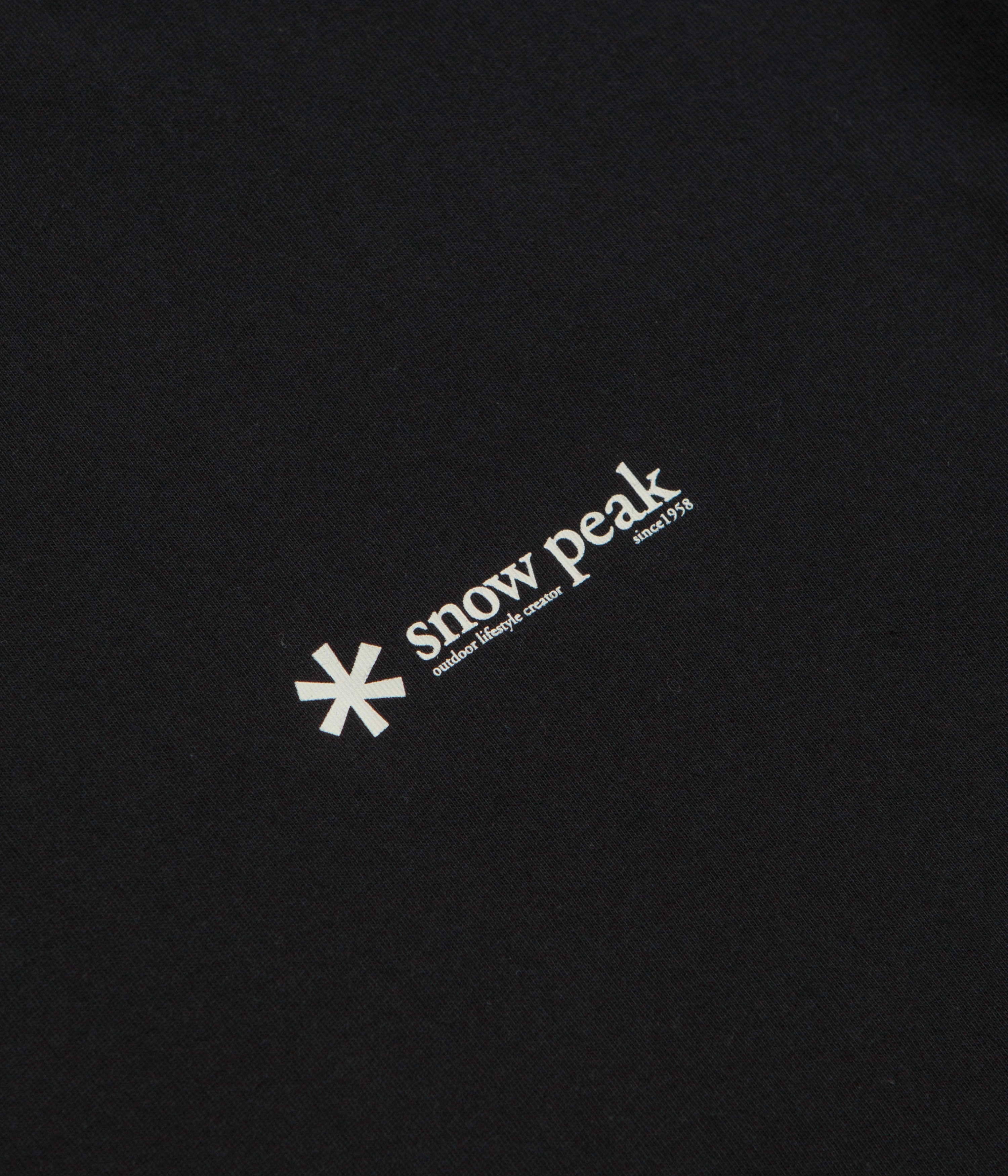 Chic Wear Snow Peak Soft Cotton Relaxed Logo Long Sleeve T-Shirt - Black