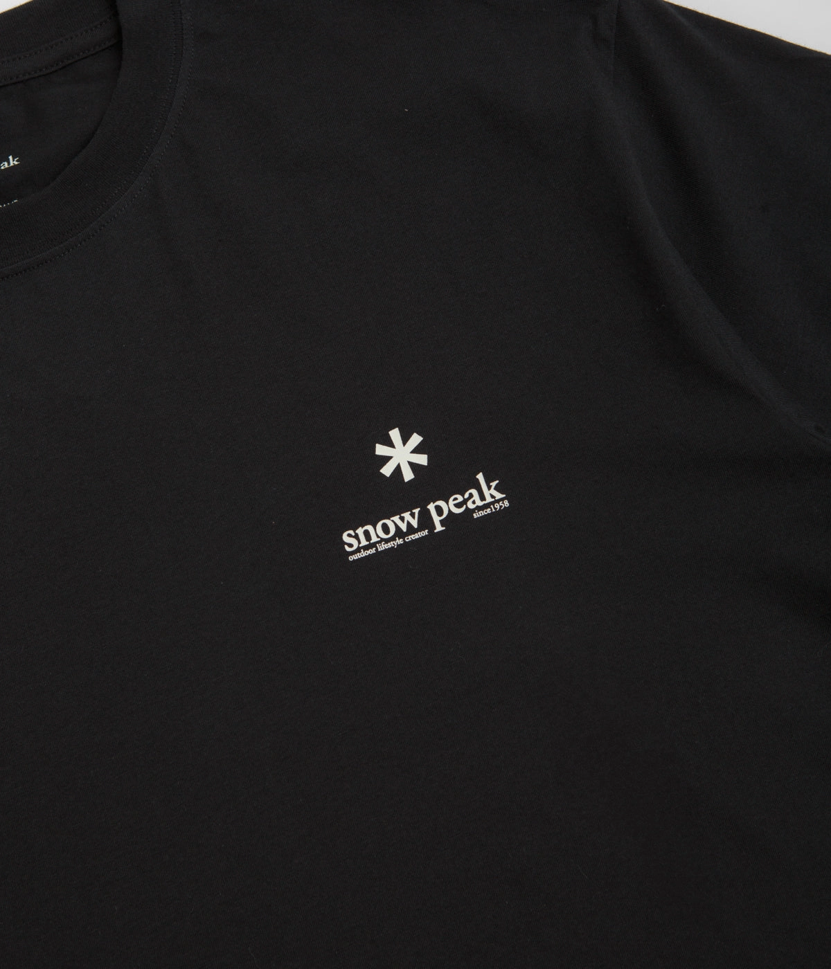 Elegant Anti Bacterial Treatment Snow Peak Soft Cotton Relaxed Logo T-Shirt - Black