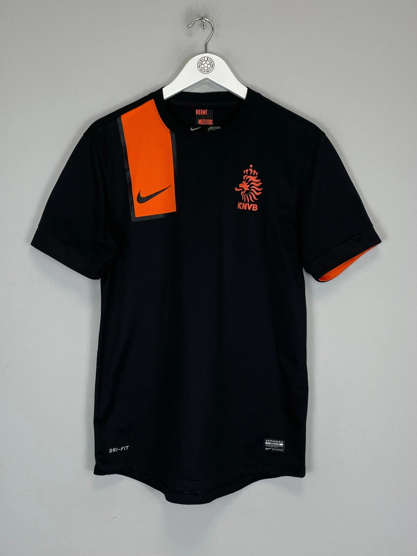 Core Comfort Variable Density Knitting 2012/13 NETHERLANDS AWAY SHIRT (M) NIKE