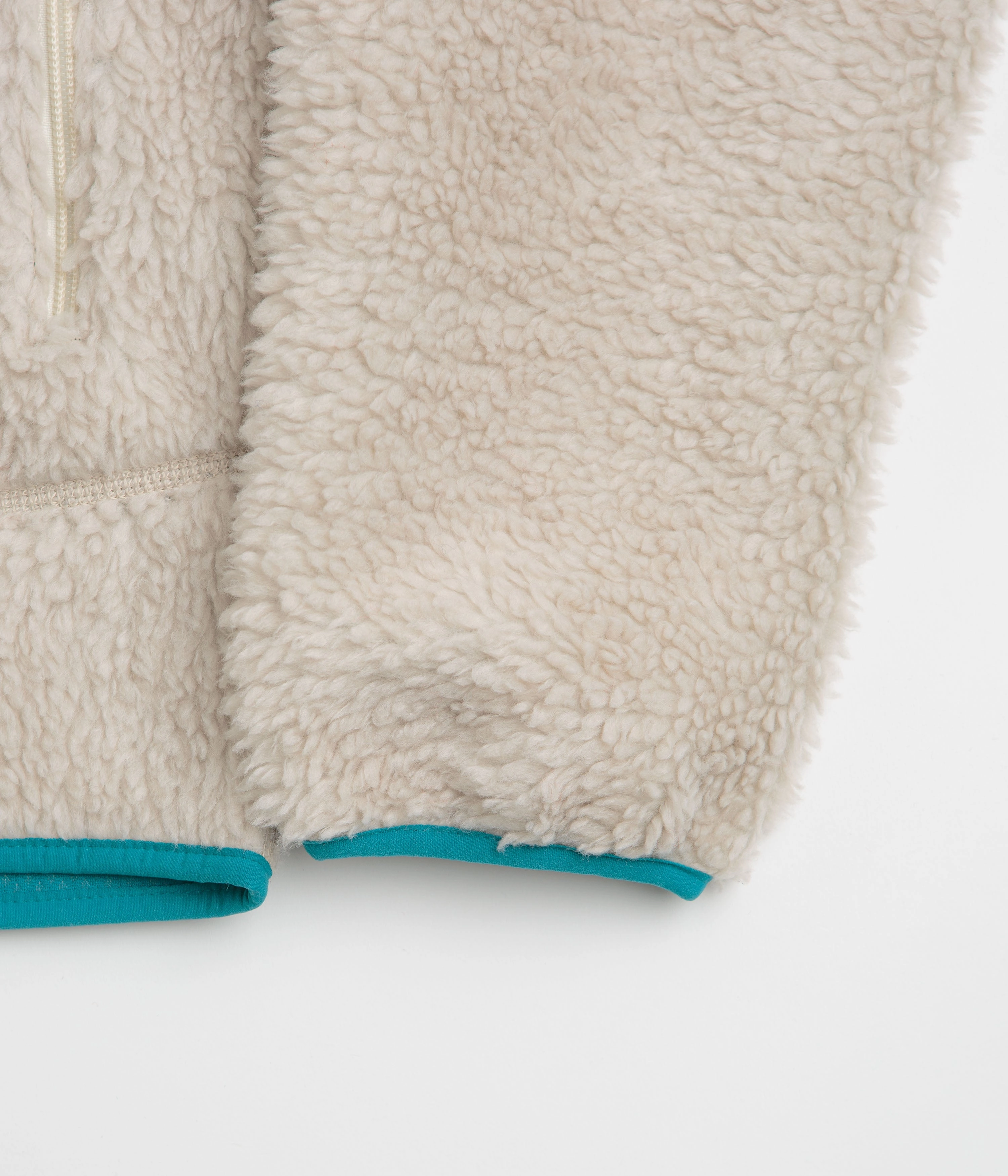 Patagonia Classic Retro-X Jacket - Natural / Obsidian Plum Home Outfit