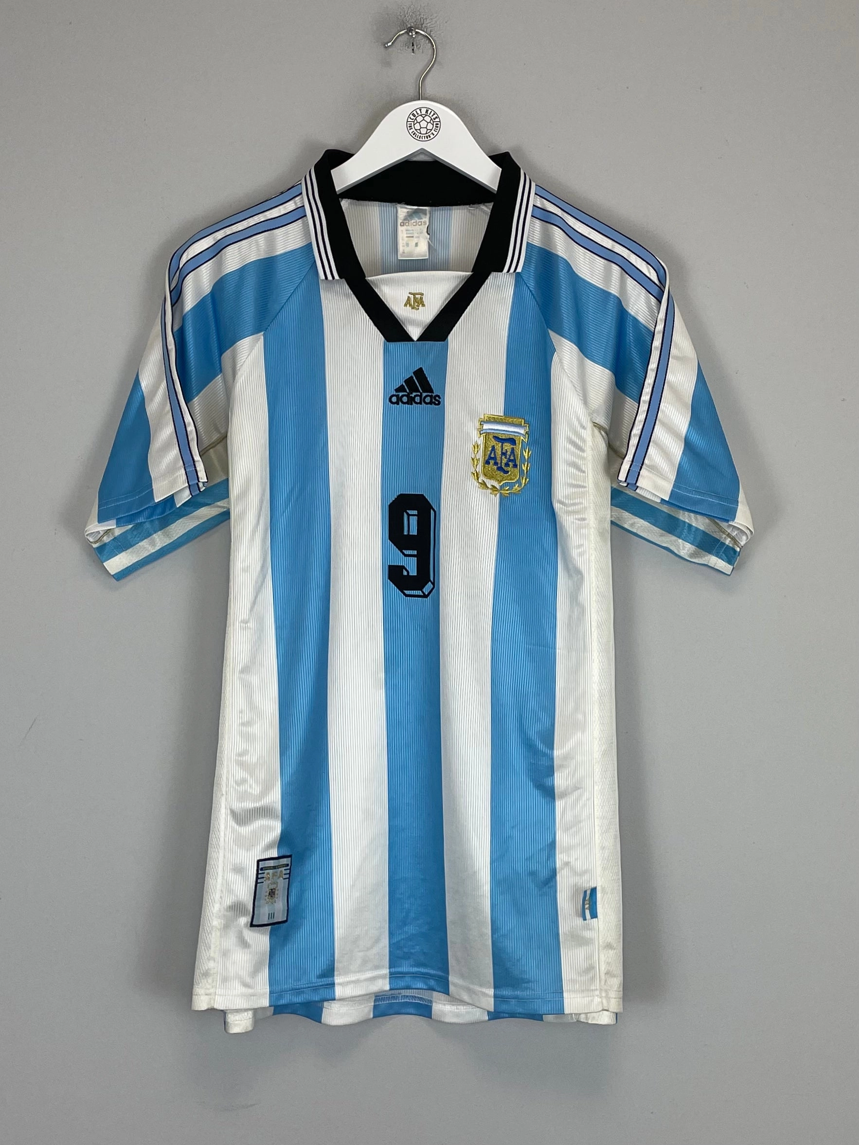 Airy material Strategic Ventilation Zones 1998/99 ARGENTINA BATISTUTA #9 HOME SHIRT (XL) ADIDAS