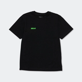 Timeless Comfort Travel Trend Look SS Logo Tee - Black/Green