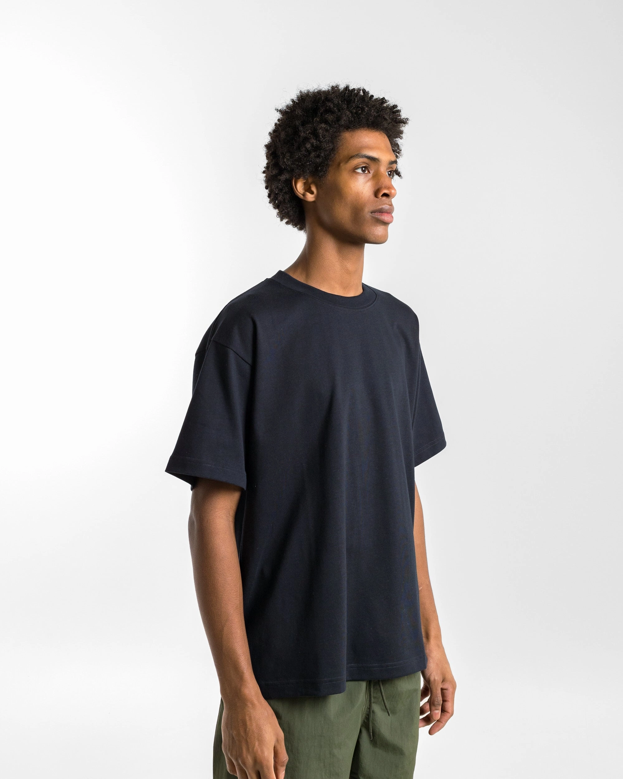 Standard Heavy Loose T-Shirt - Dark Navy Stylish Essential Seasonal Staple