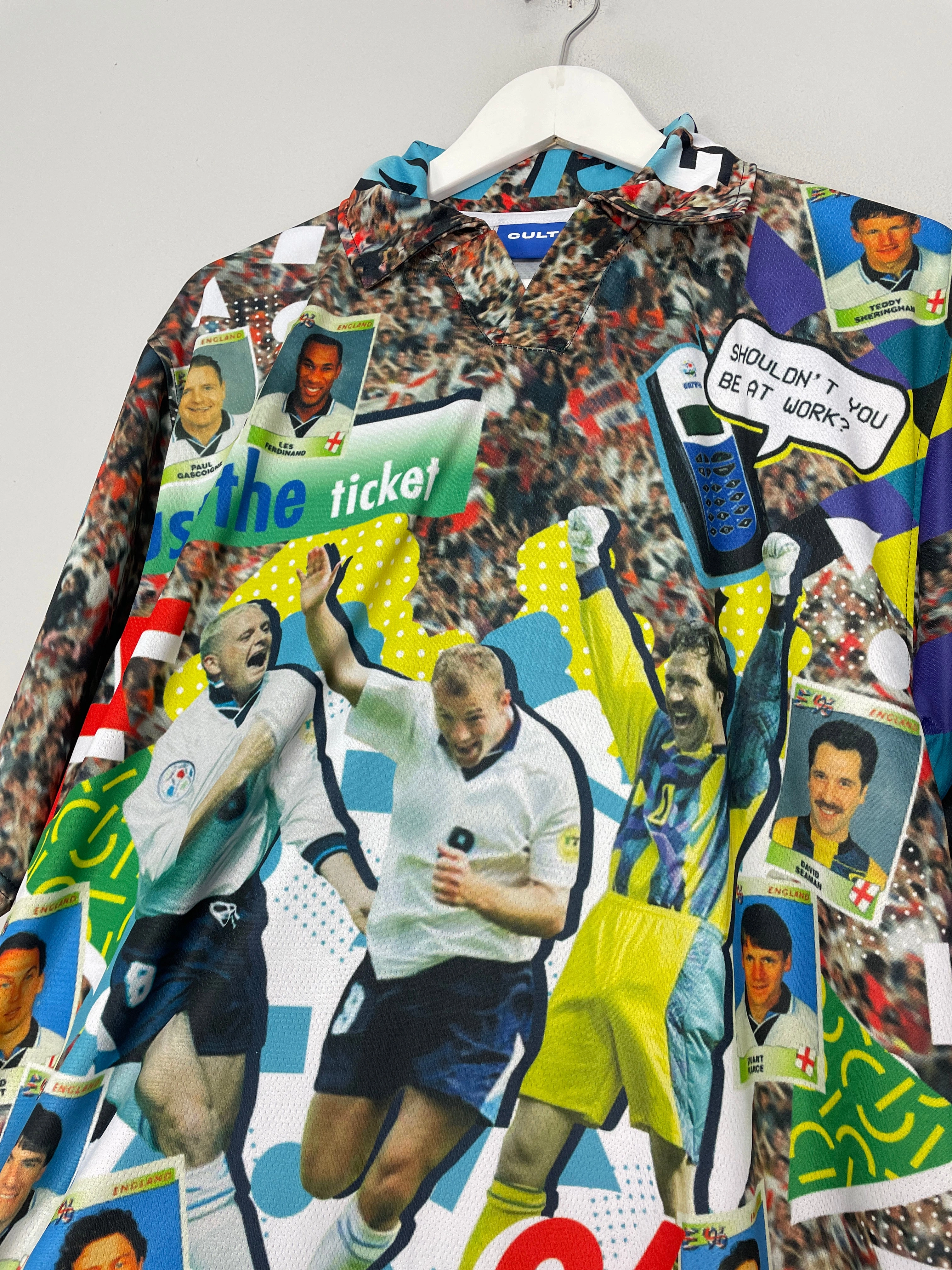 1996 ENGLAND 'JUST THE TICKET' EURO 96 BOOTLEG SHIRT (MULTIPLE SIZES) CULT Reinforced Hemlines Flex Foam Reinforced