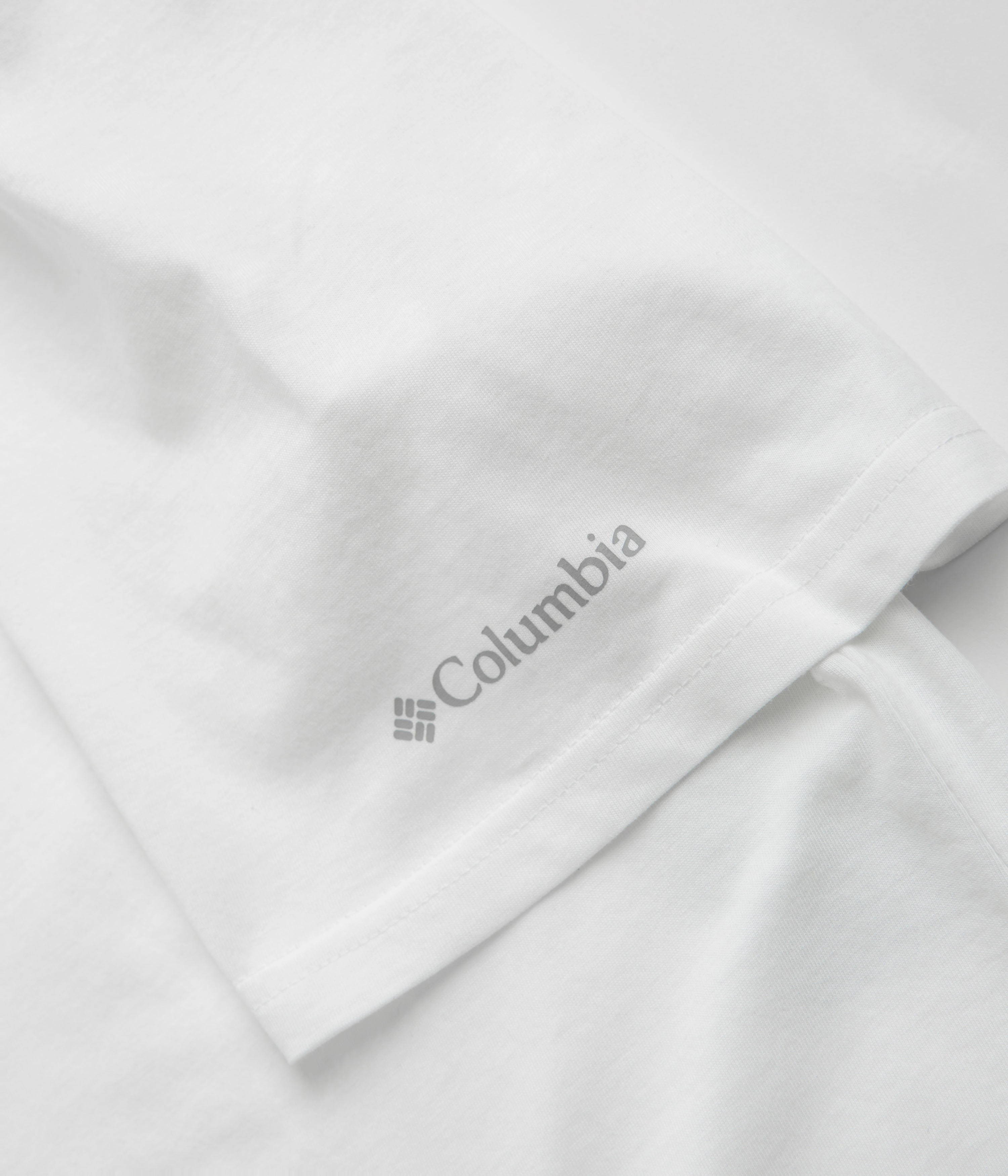 Columbia CSC Basic Logo Short Sleeve T-Shirt - White Abrasion Resistant Fabric Elderly Comfort