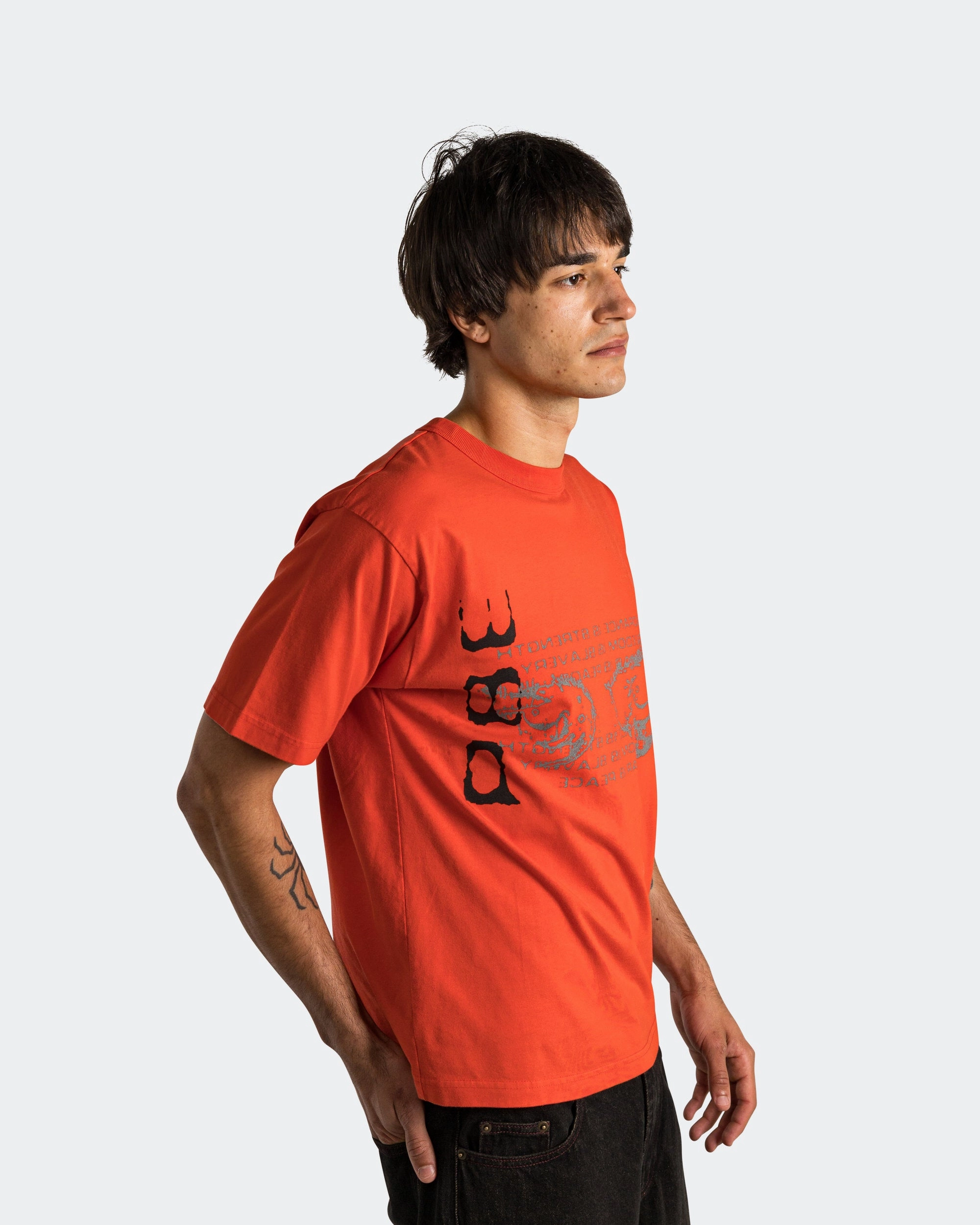 Watcher Tee - Red Cozy Layering