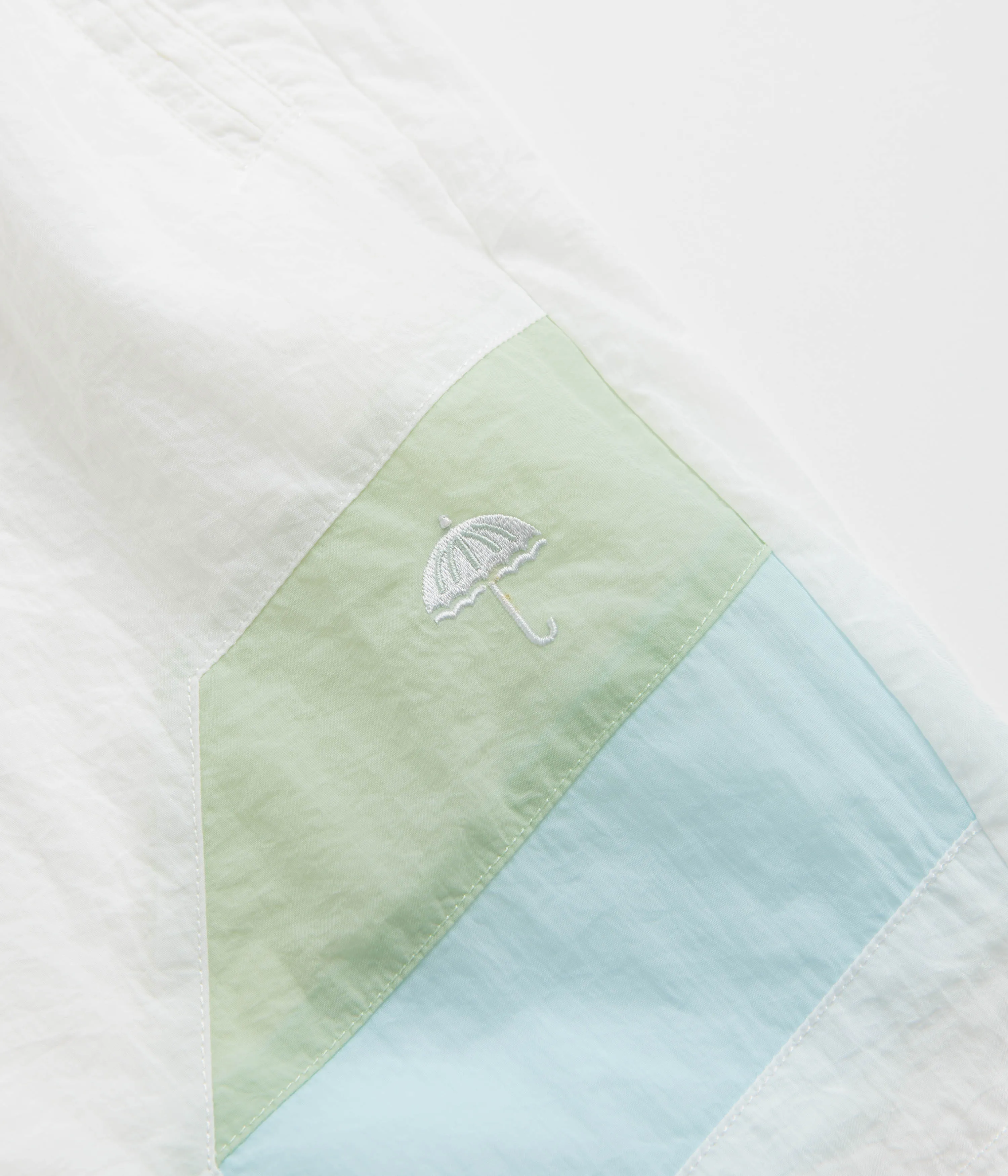 two piece outfit Soft Elastic Helas Locking Sport Shorts - White