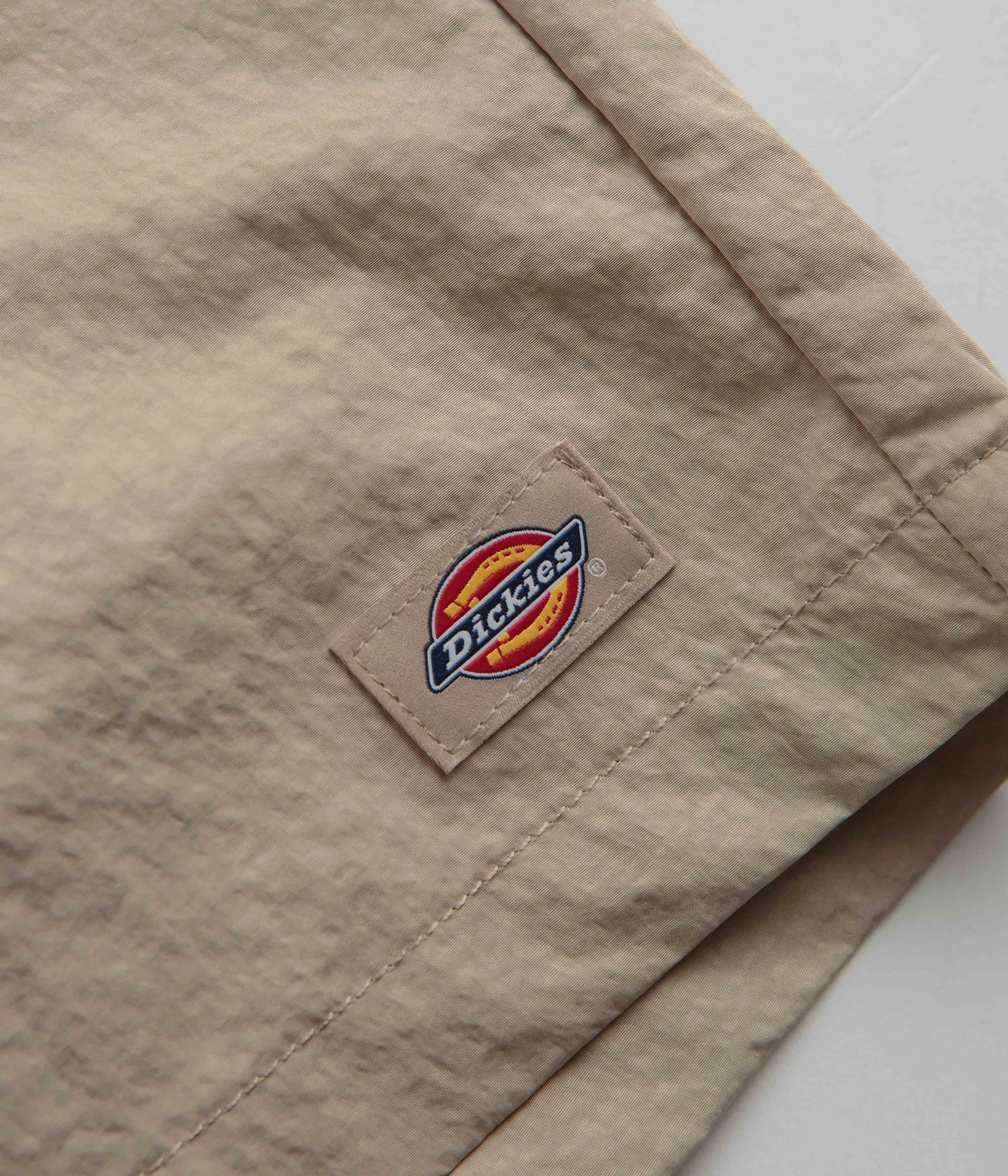 Dickies Fincastle Shorts - Sandstone low waisted MeshVentilation