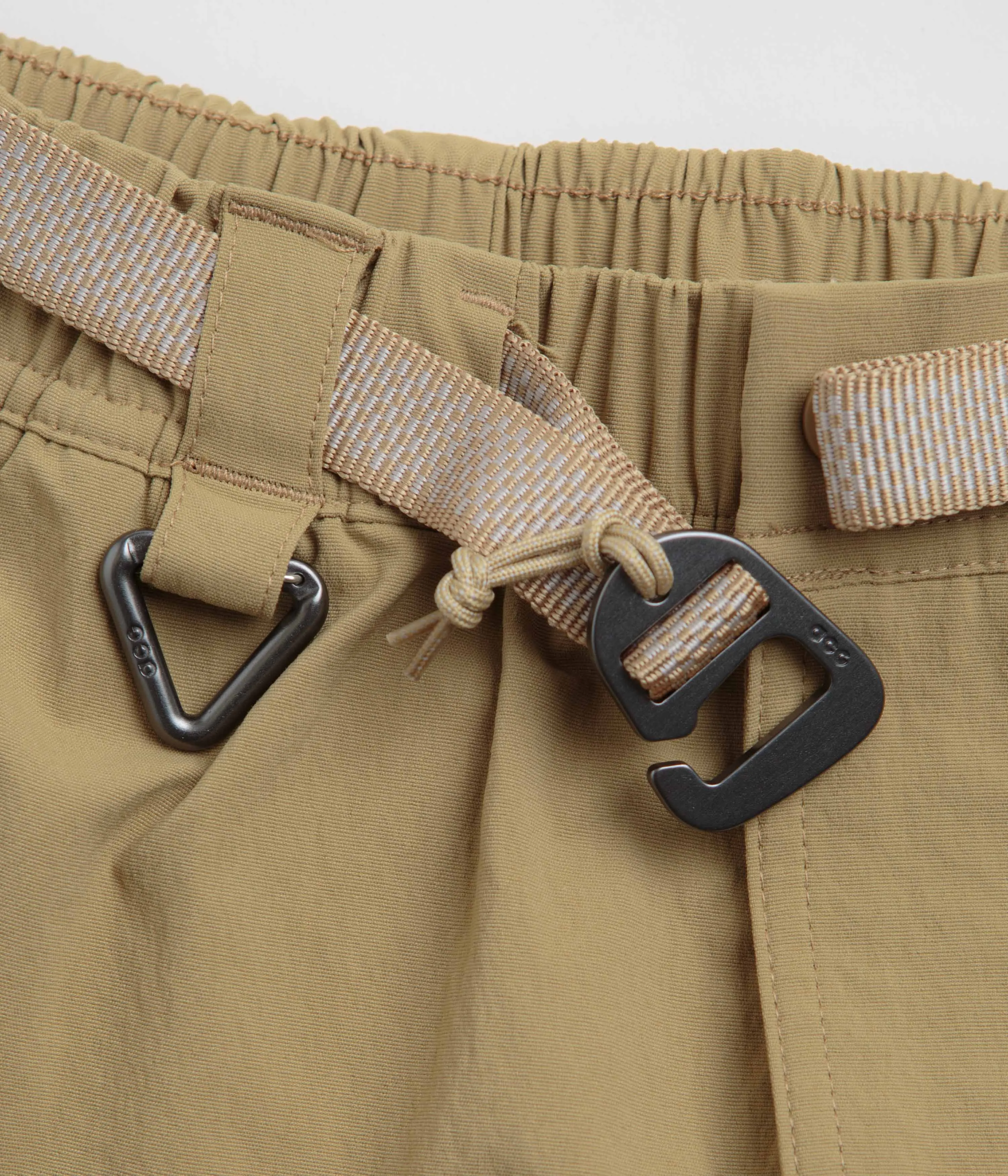 Leather Look Weekend Outfit Nike ACG Hiking Shorts - Parachute Beige / Summit White