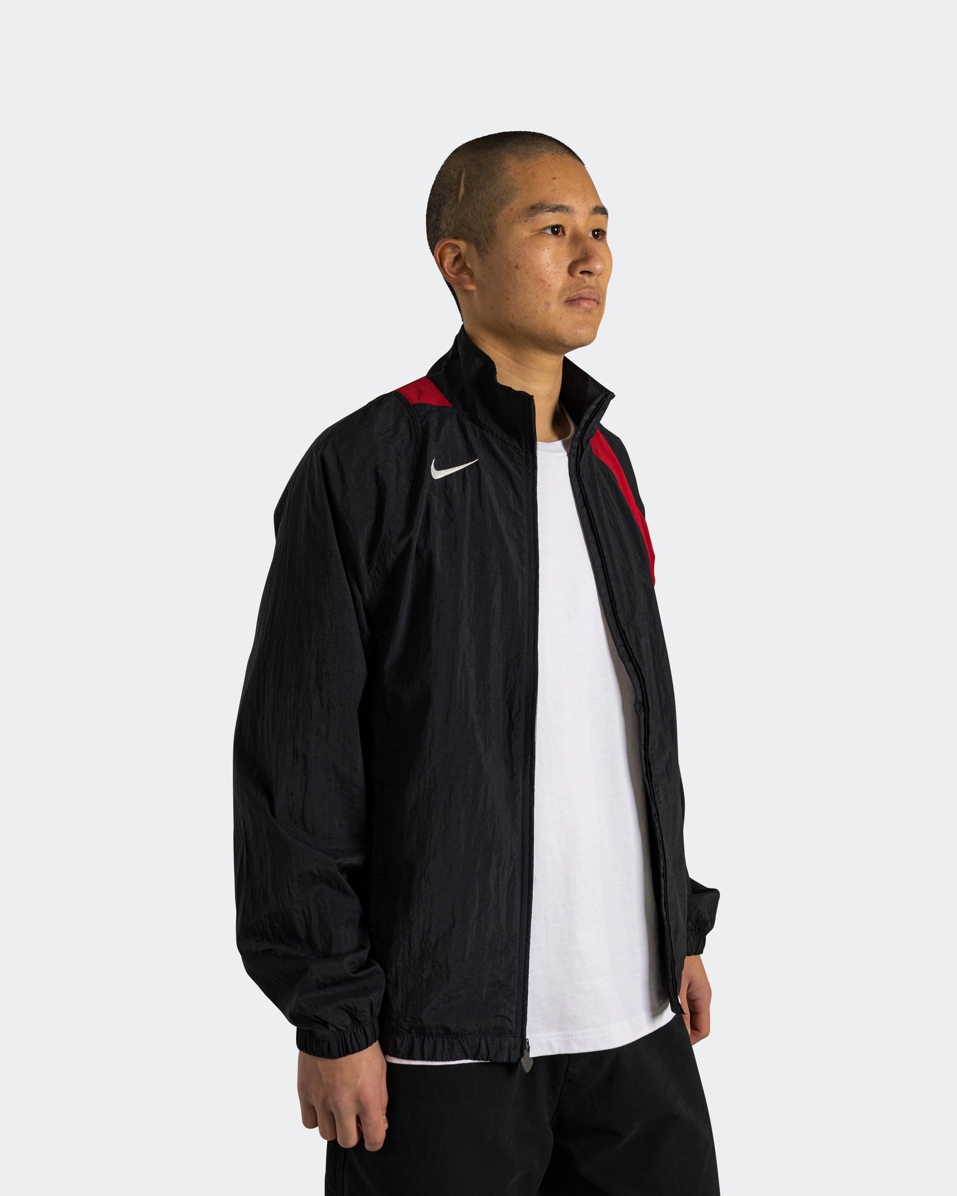Seamless Edge Finishing T90 Water Repellent Track Jacket - Black/Gym-Red