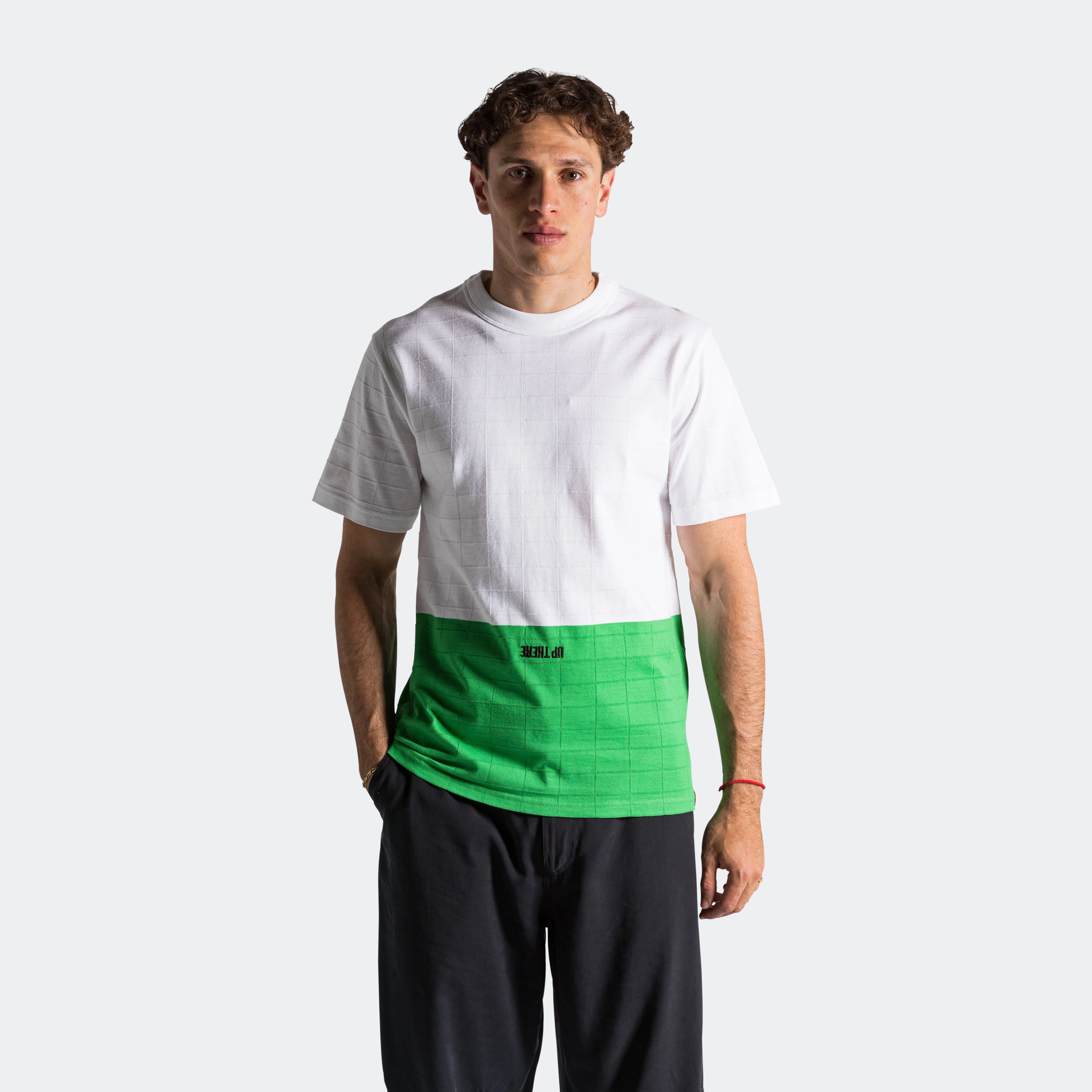 Active Outfit Style soft fit T-Shirt x UP THERE - White/Fern Green