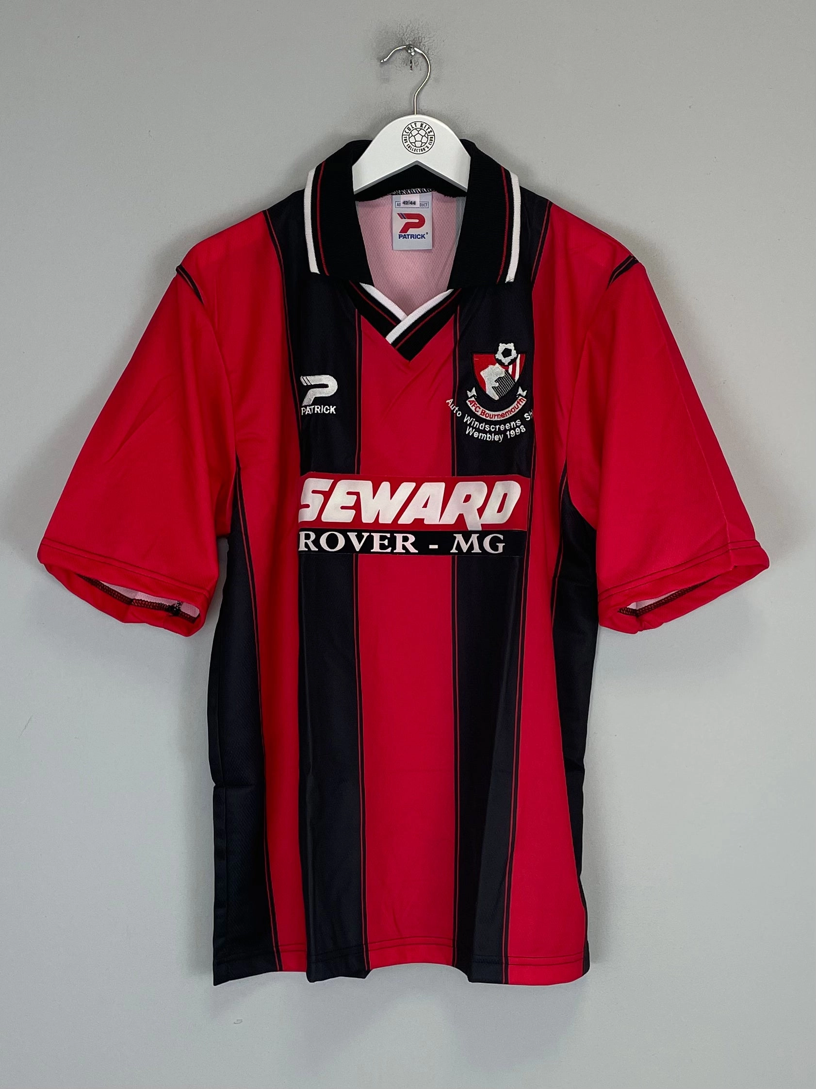 Friction Free Hemline Design 1998/00 BOURNEMOUTH *WEMBLEY 98* MINT HOME SHIRT (L) PATRICK