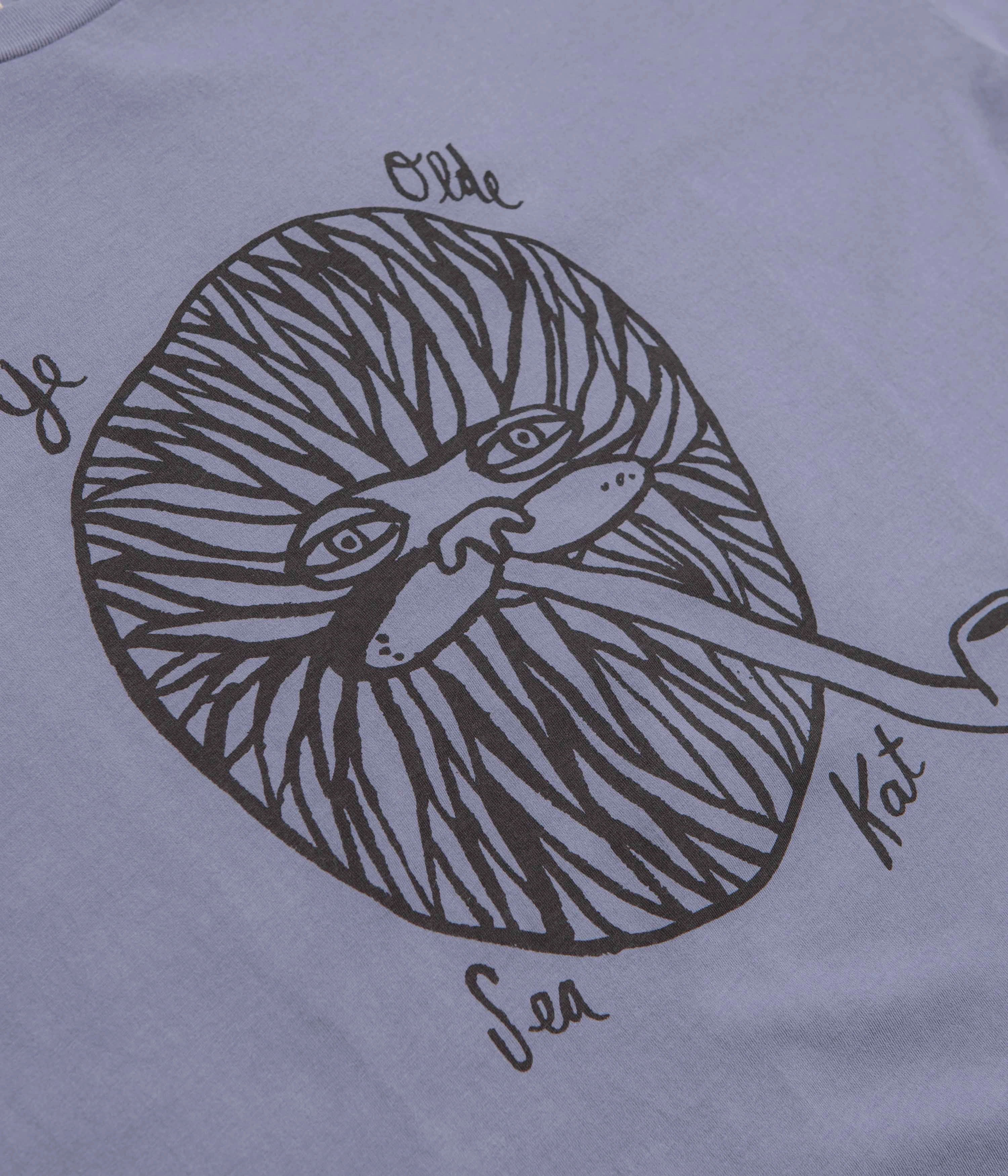 Classic Fit Comfy Top Mollusk Sea Kat T-Shirt - Lavender Blue