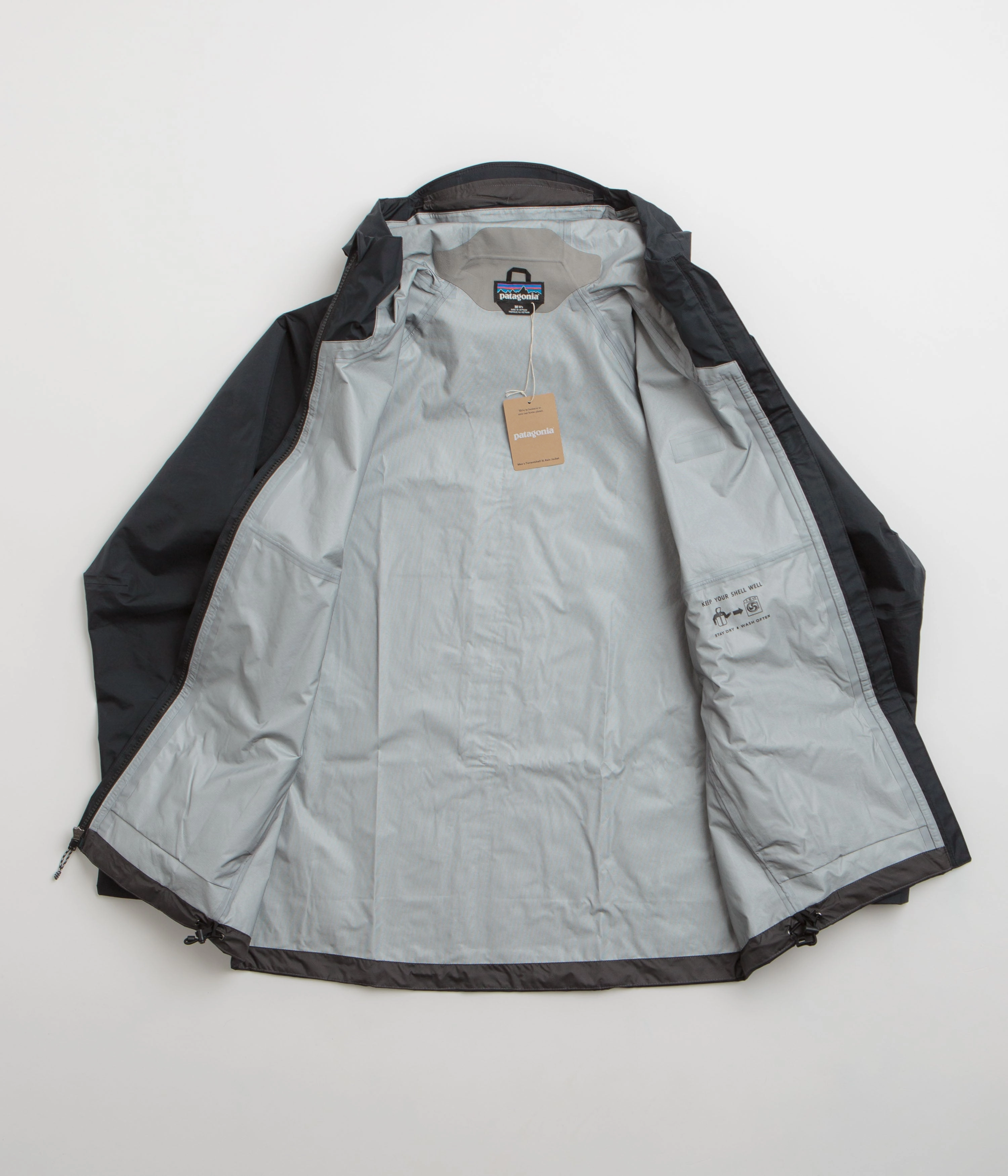 Patagonia Torrentshell 3L Jacket - Black suitable for weekend getaways Printed