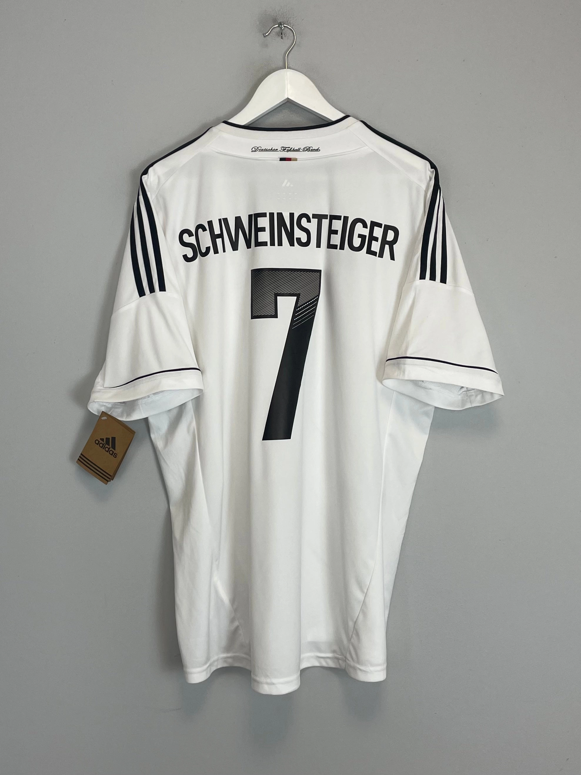 2012/13 GERMANY SCHWEINSTEIGER #7 *BNWT* HOME SHIRT (XL) ADIDAS Ergonomic Cut