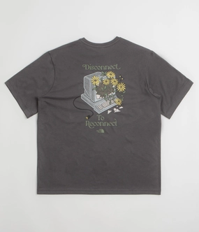 The North Face Connected Relaxed Graphic T-Shirt - Anthracite Grey Comfort and style