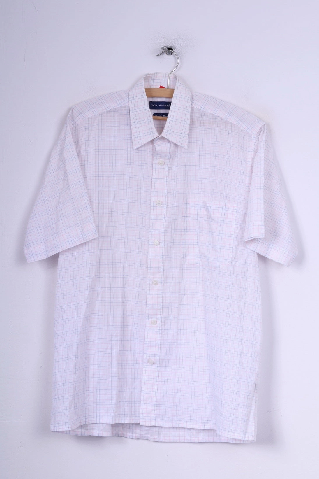 Tom Hagan Mens M 39/40 Casual Shirt White Check Short Sleeve Cotton Rich Summer Top All-Weather Ready Trendsetting Design