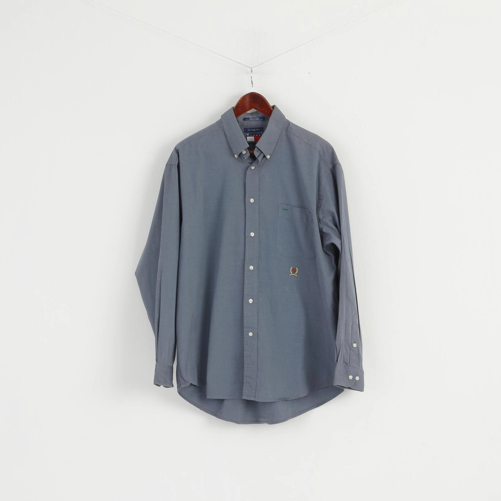 Advanced Moisture Management Tommy Hilfiger Men L Casual Shirt Blue 80's 2 ply Cotton Long Sleeve Classic Top