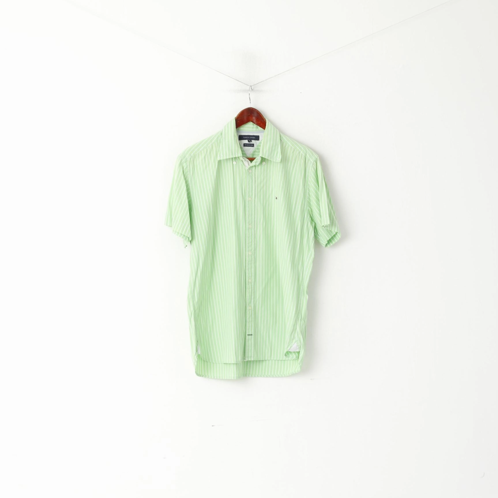 Tommy Hilfiger Men M Casual Shirt Green Cotton Striped Short Sleeve Top Classic Look Unstructured Shoulder