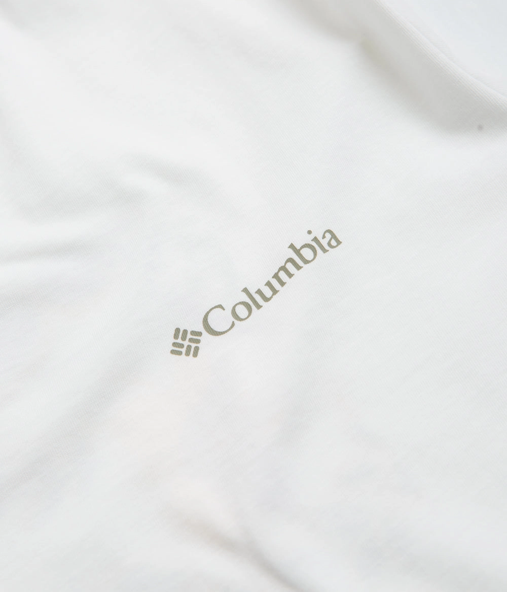 No Shrink Fabric Set In Sleeve Columbia North Cascades T-Shirt - White / Pasteled Framed