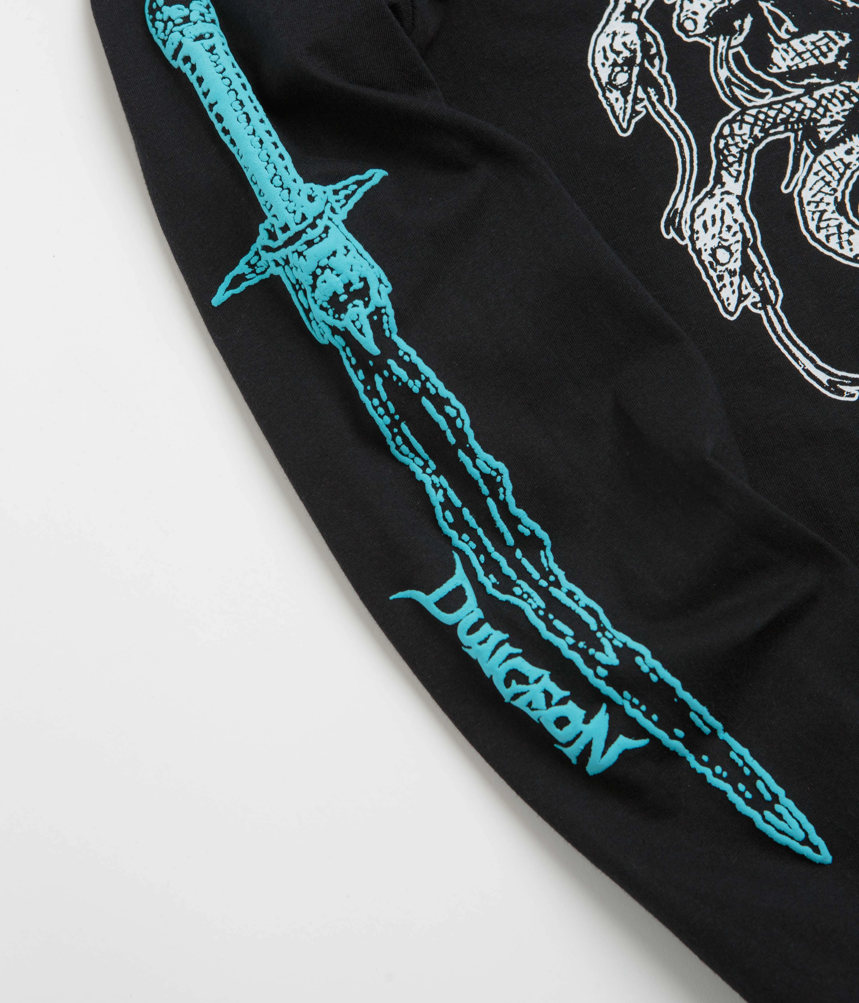 Edgy Dungeon Medusa Long Sleeve T-Shirt - Black