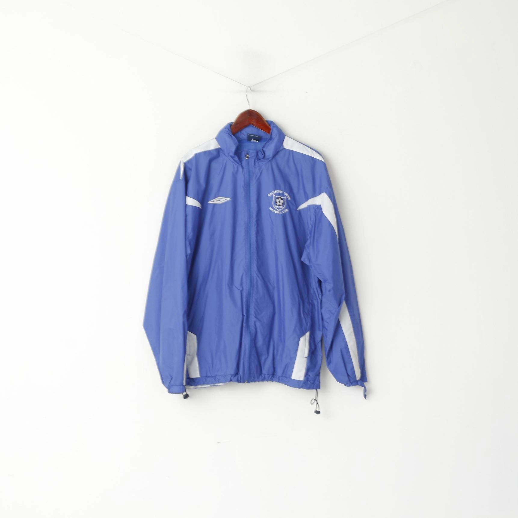 Umbro Men XL Jacket Blue Ballybofey United Football Club Nylon Hidden Hood Top planned purchase Smooth Zipper Action