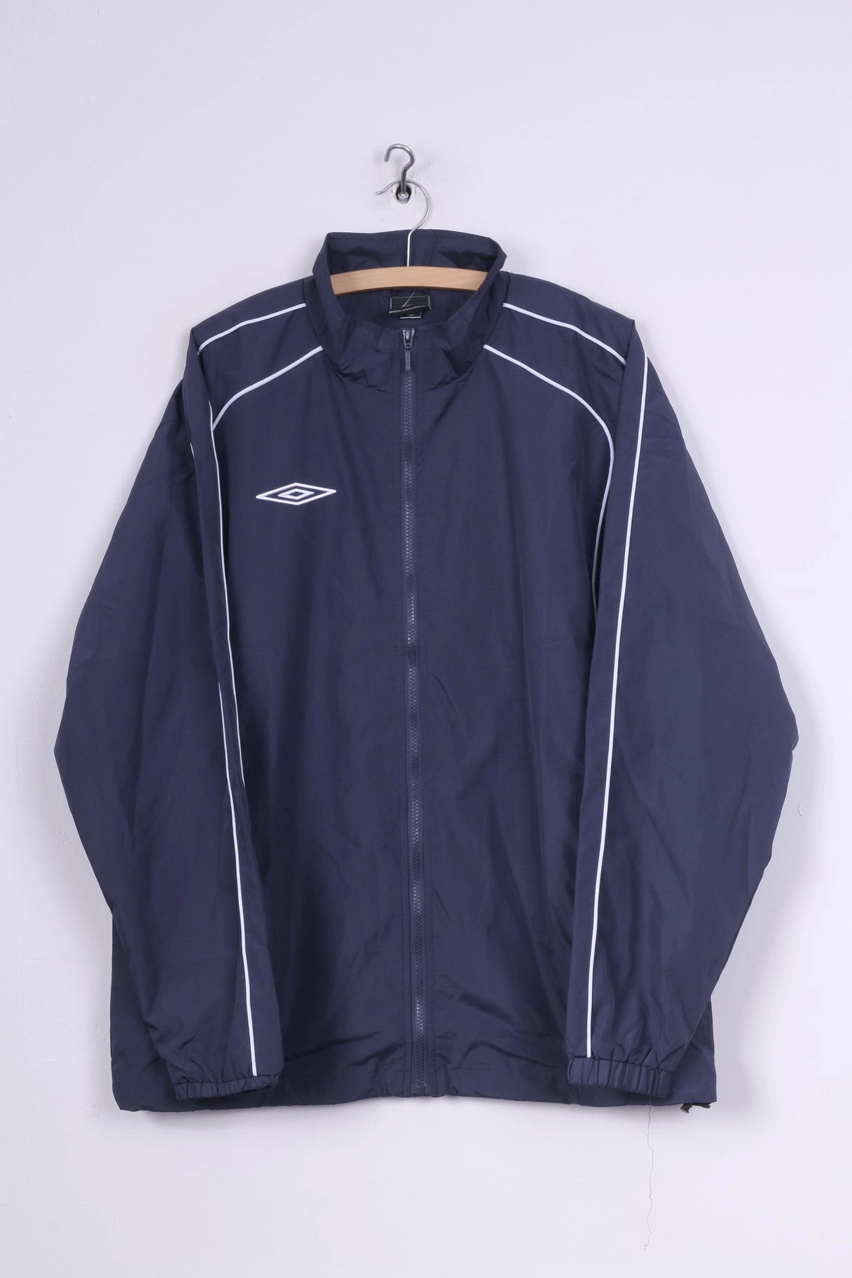 Umbro Mens L Jacket Navy Zip Up Lightweight Football Sport Top Fashion Comfort