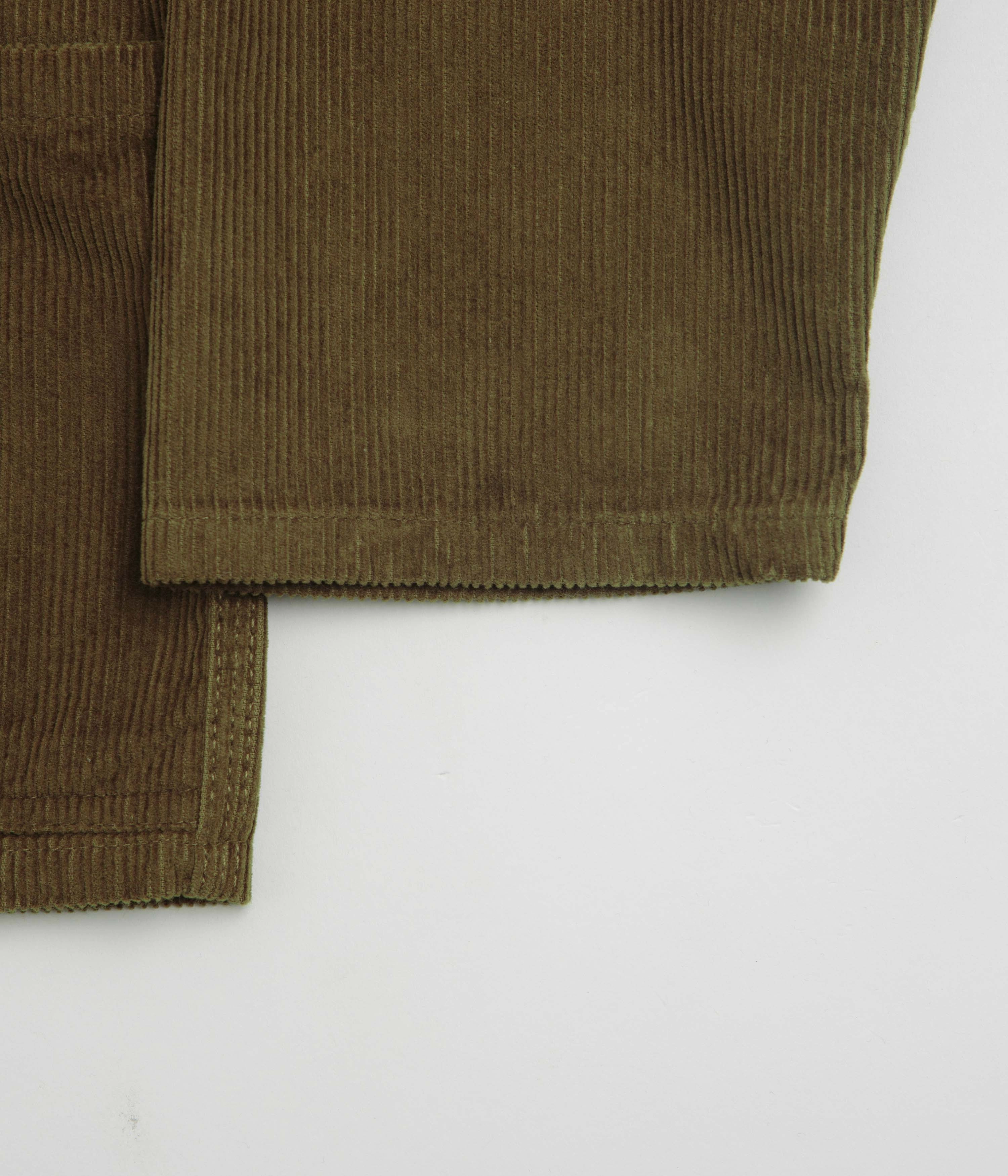 everyday staple Uskees 3001 Cord Buttoned Overshirt - Woodland Green