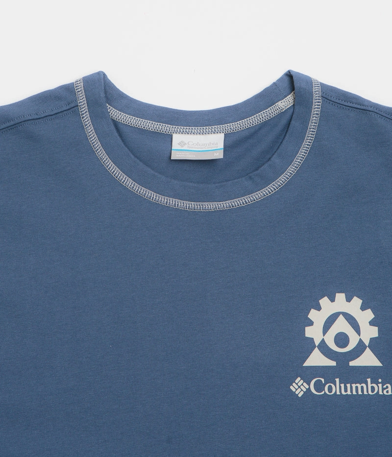 Relaxed Design Modern Smart Columbia Landroamer T-Shirt - Dark Mountain