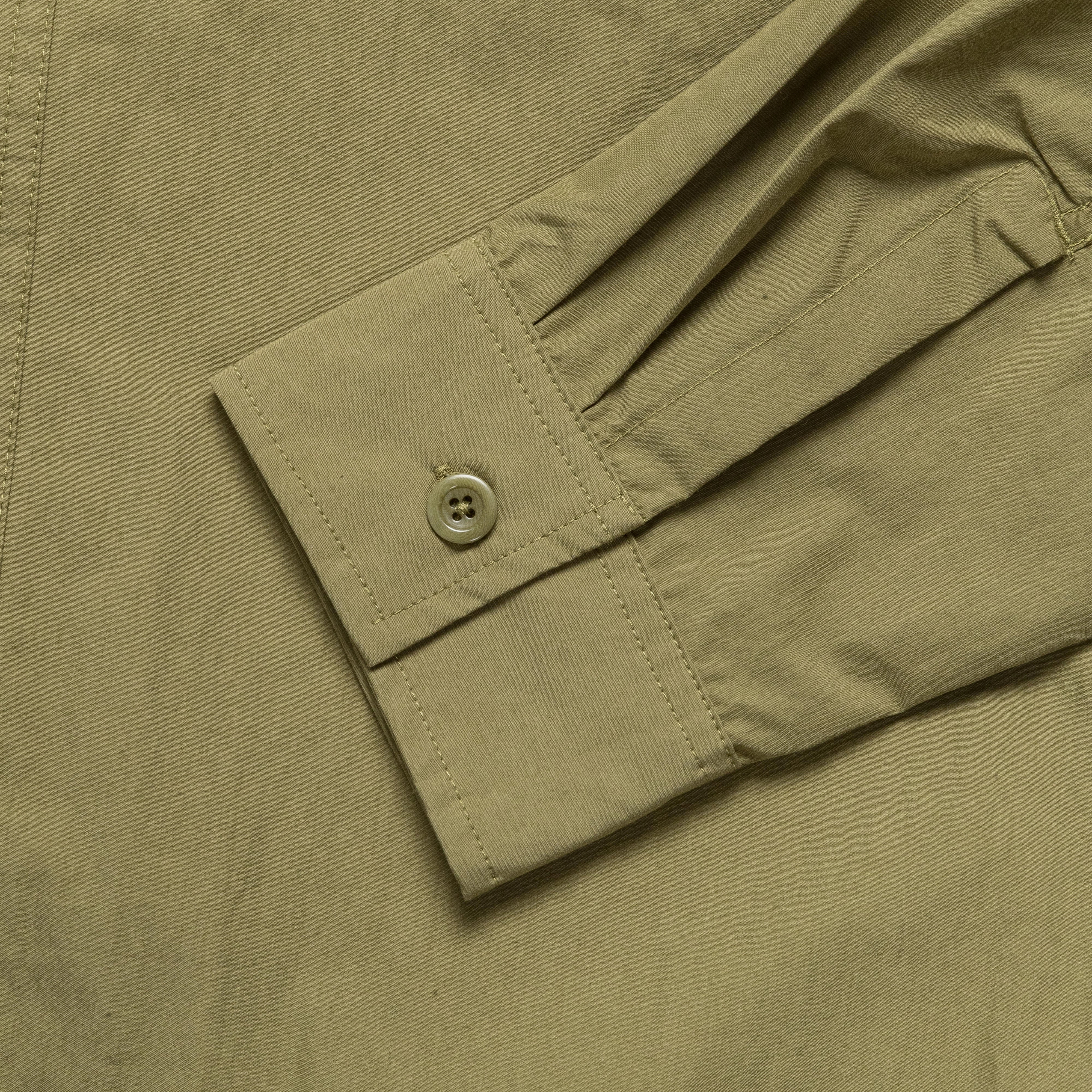 Soft Collar Design Tailored Silhouette Silas Tech Poplin Shirt 2.0 - Moss Green