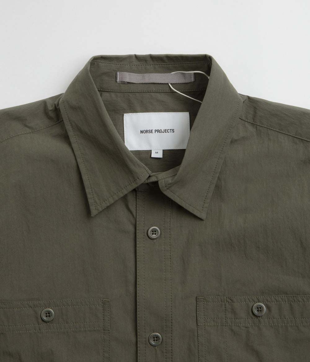 Moisture Wicking Material Anti Pill Treatment Norse Projects Ivan Tech Poplin Short Sleeve Shirt - Ivy Green