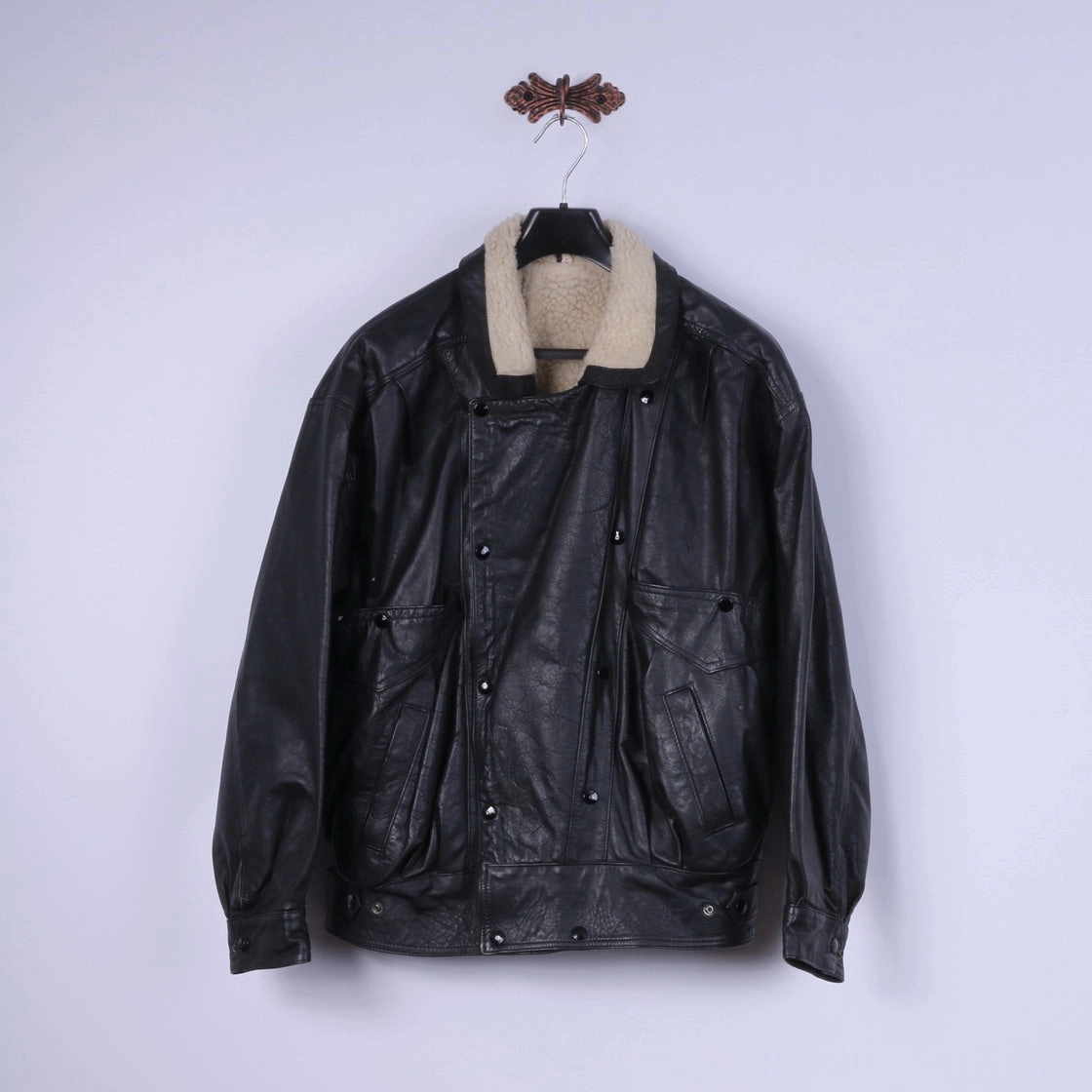 Vintage Men L Jacket Black Vintage Bomber Leather Sherling Lined Snaps Biker Top Situation