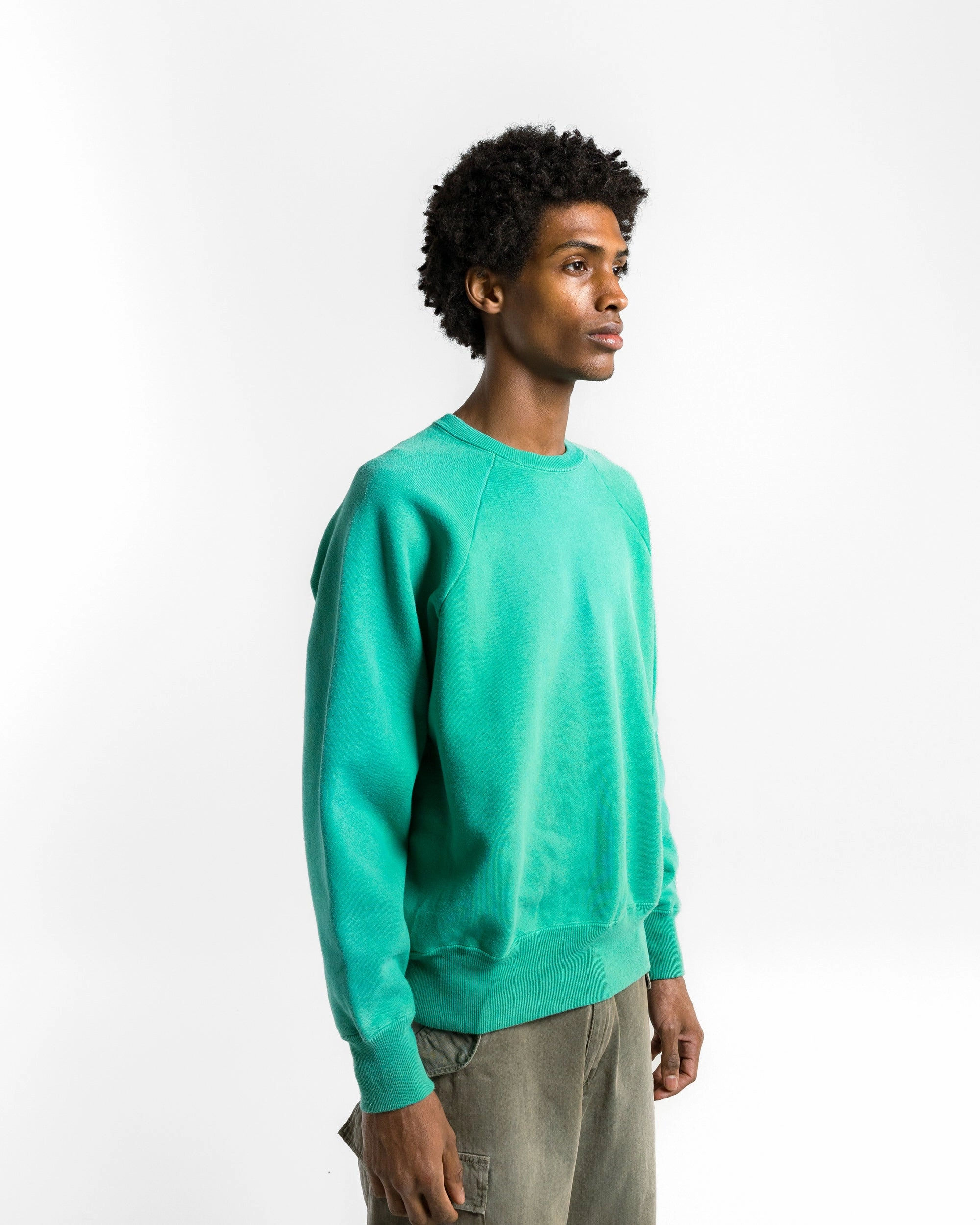 Vintage Sweatshirt - Green Cold Weather Look