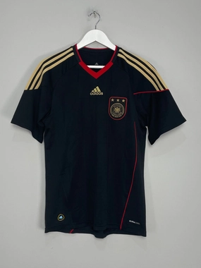 2010/11 GERMANY AWAY SHIRT (S) ADIDAS Training Look