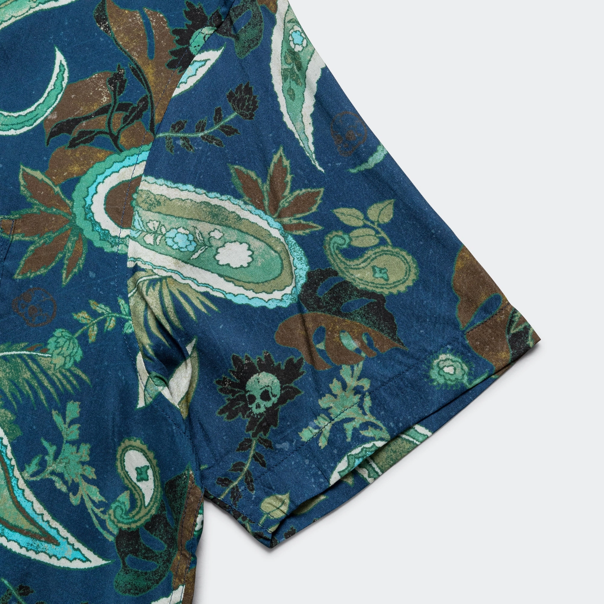 Weird Paisley SS Shirt - Navy Fall Fashion