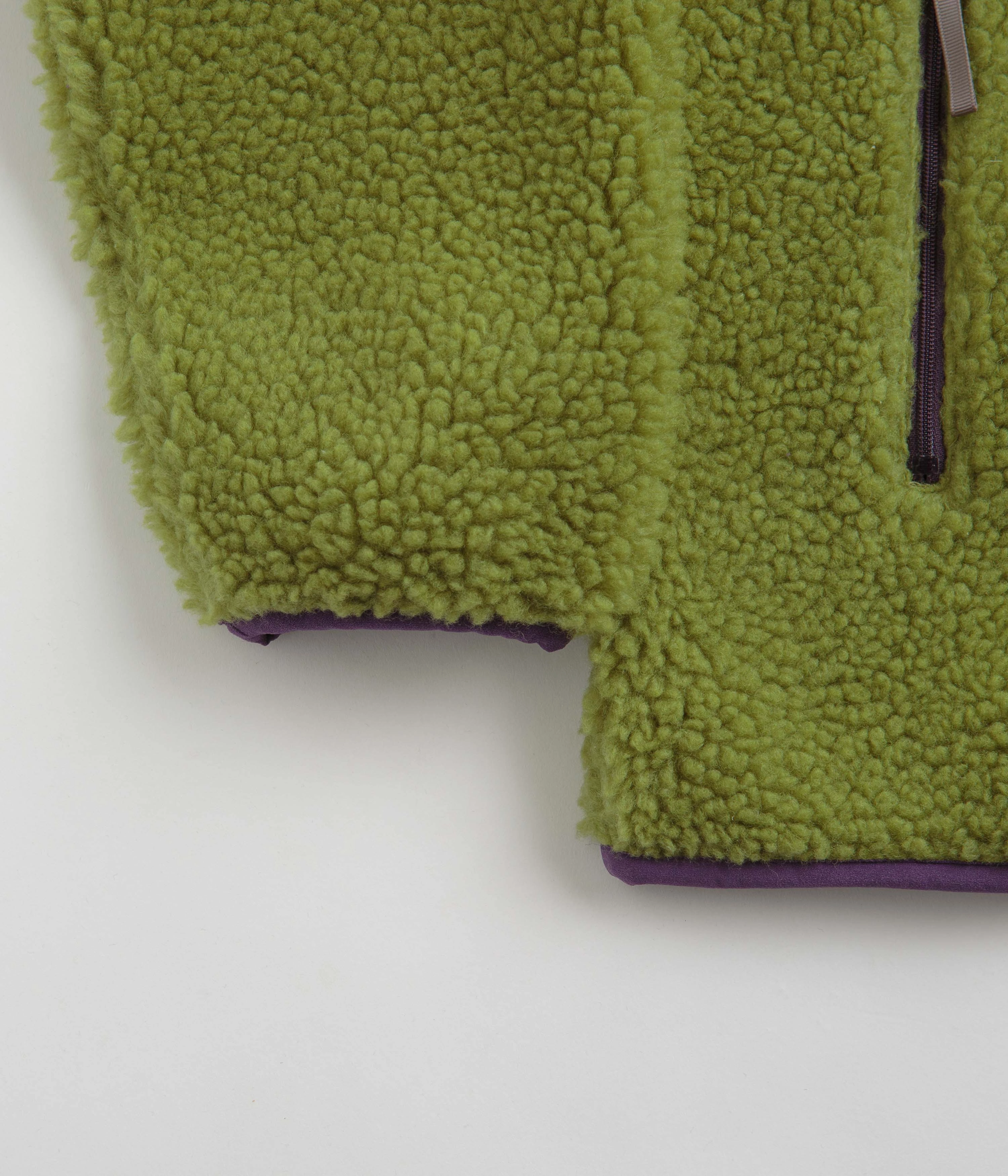 Relaxed Form Light Coverage Gramicci Sherpa Jacket - Dusted Lime