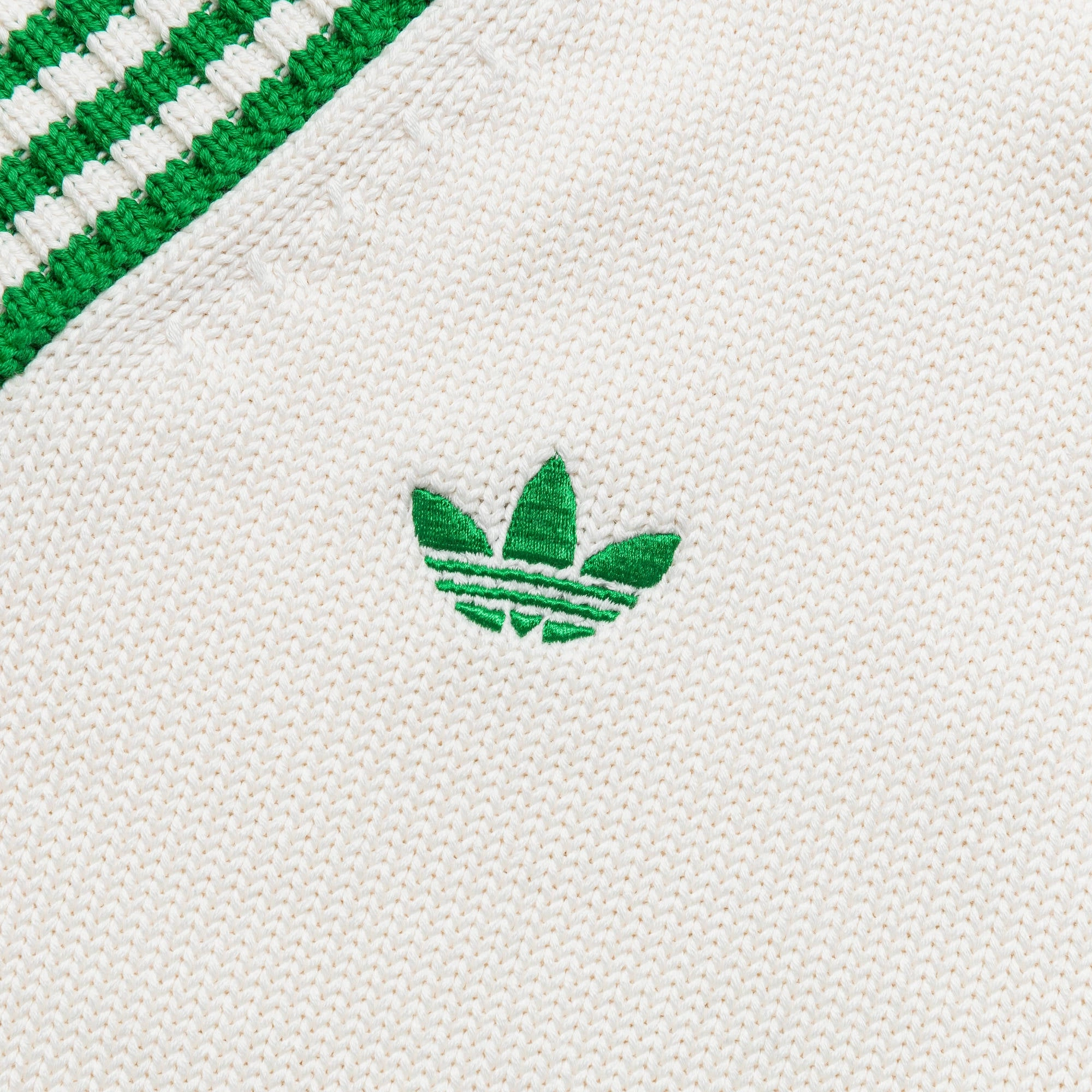 Early Chill Transitional Layer Womens Knit Sweater x Sporty & Rich - Off White/Night Navy